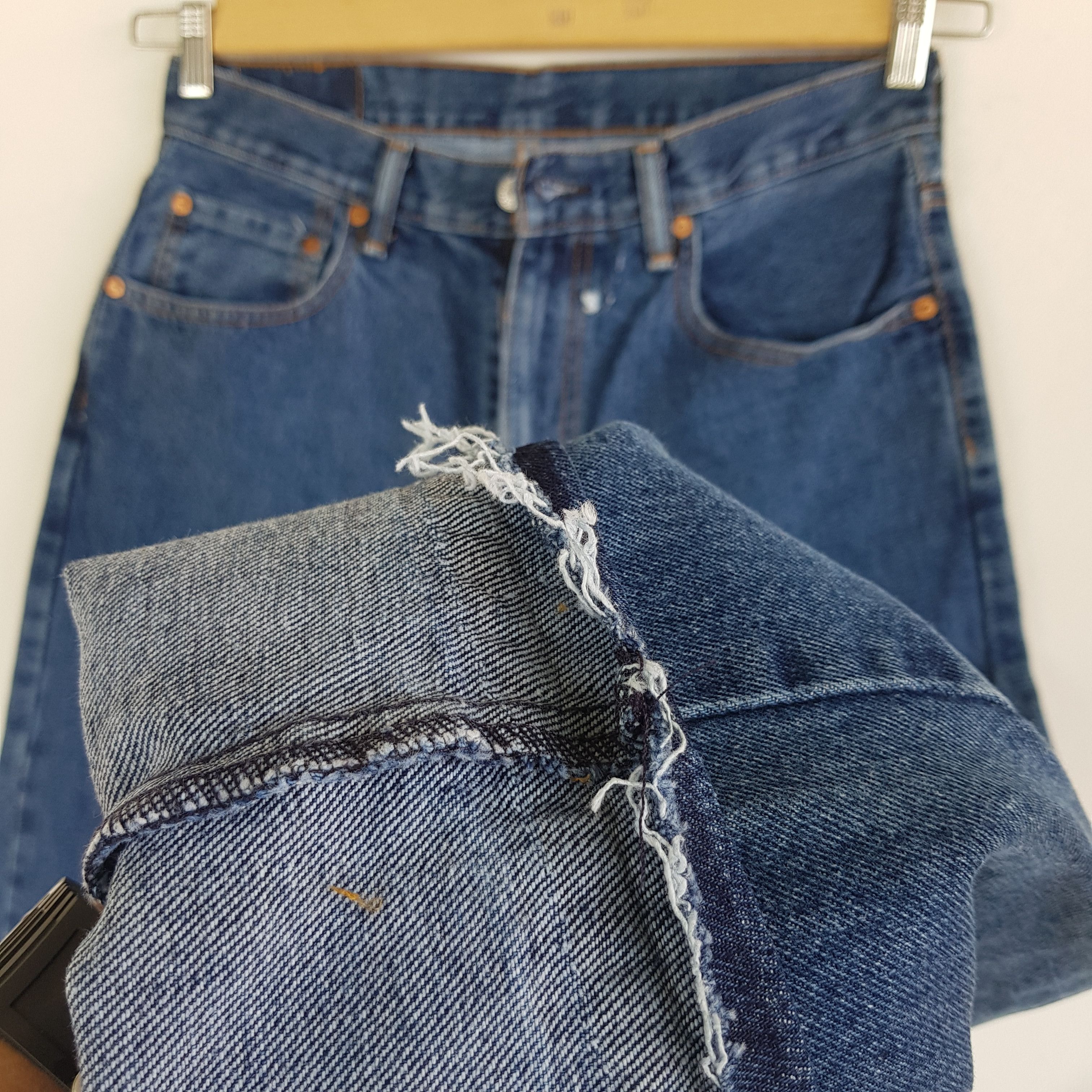 Levi's Vintage Levis Jeans Released Hem Levi's 550 Faded Denim Size 30" / US 8 / IT 44 - 10 Thumbnail