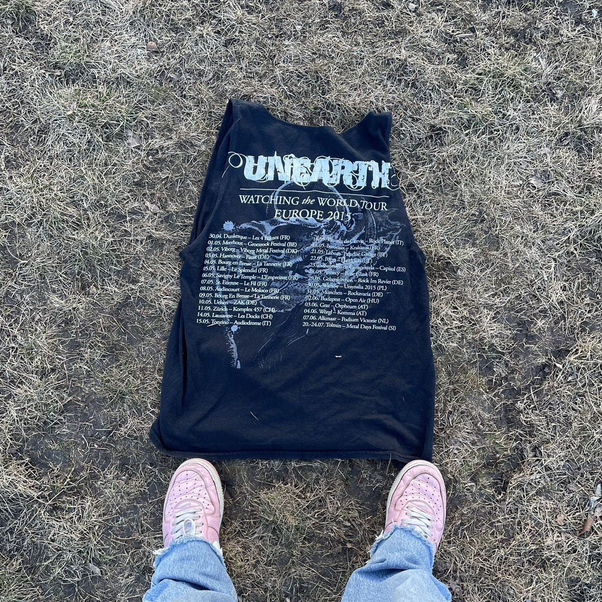 Vintage Vintage 90s Unearth Sun Faded Graphic Tee Black Grunge M Size US M / EU 48-50 / 2 - 2 Thumbnail