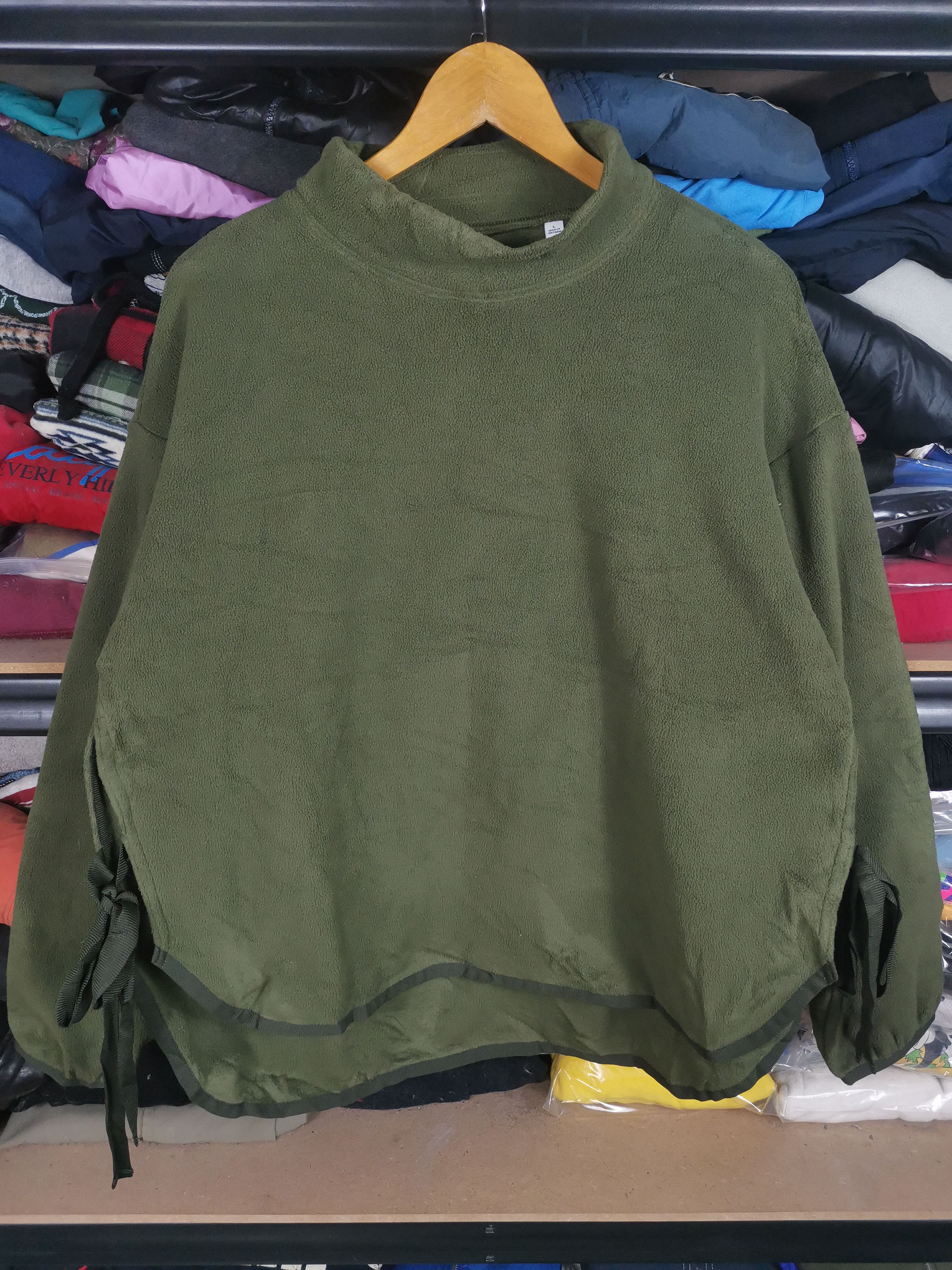 Japanese Brand Uniqlo x White Mountaineering Fleece Sweater Army Green Size US L / EU 52-54 / 3 - 1 Thumbnail