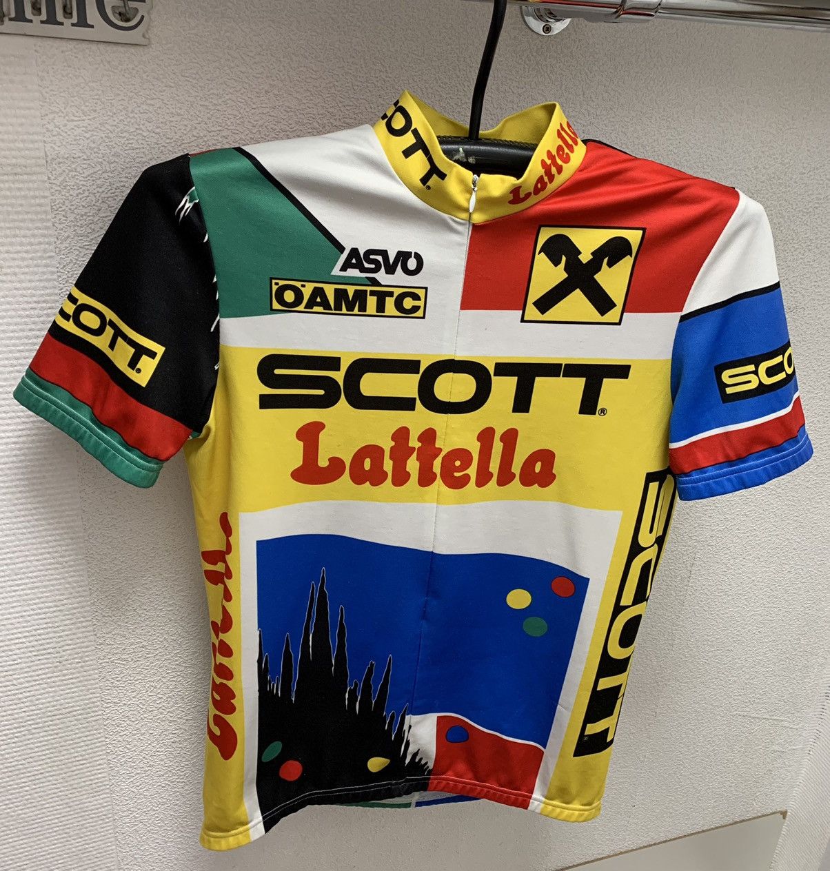 Vintage Scott Raiffeisen vintage bicycle jersey L oamtc lattella Size US L / EU 52-54 / 3 - 1 Thumbnail