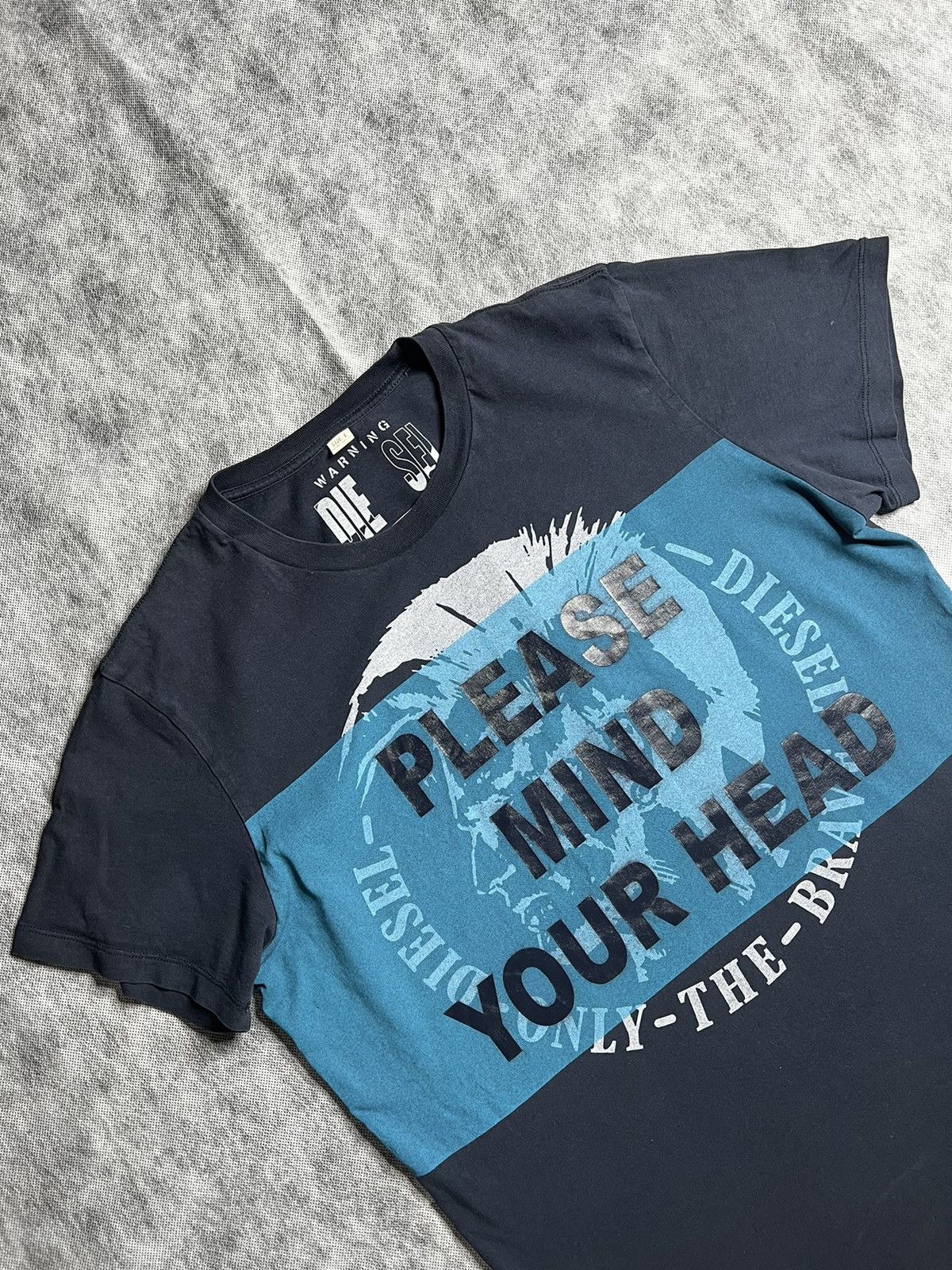 Diesel Vintage Diesel Big Logo Y2K Style T-Shirt Streetwear Size US L / EU 52-54 / 3 - 2 Thumbnail