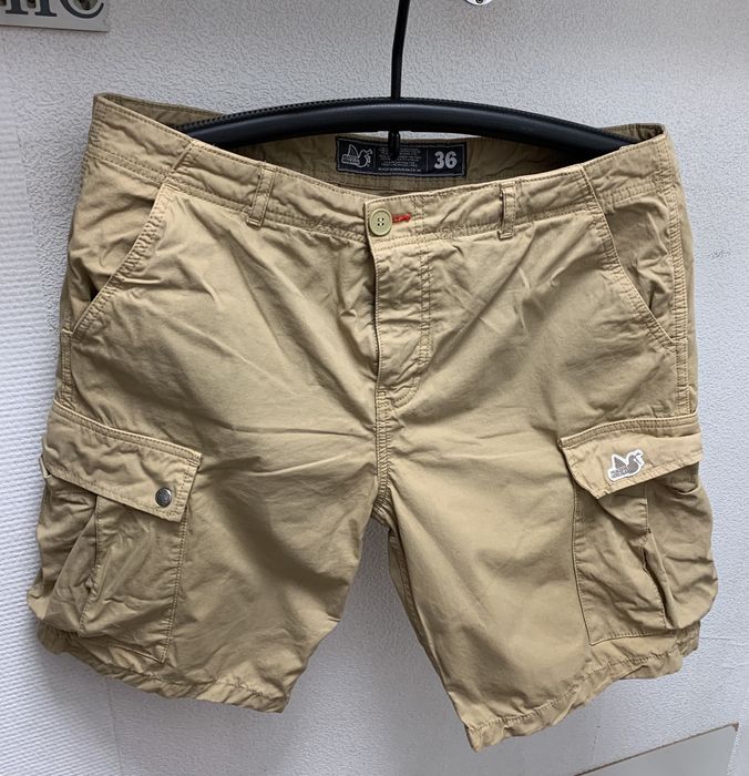 Sportswear Peaceful Hooligan cargo shorts pants 36 Xl vintage | Grailed
