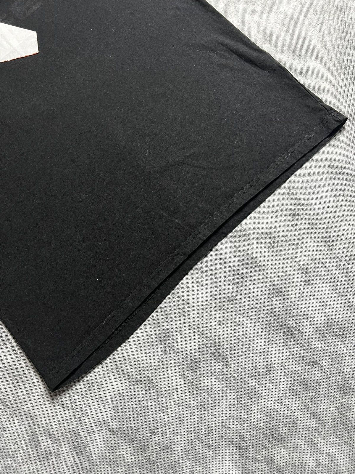 Diesel Vintage Diesel Big Logo Y2K Style T-Shirt Size US L / EU 52-54 / 3 - 4 Thumbnail