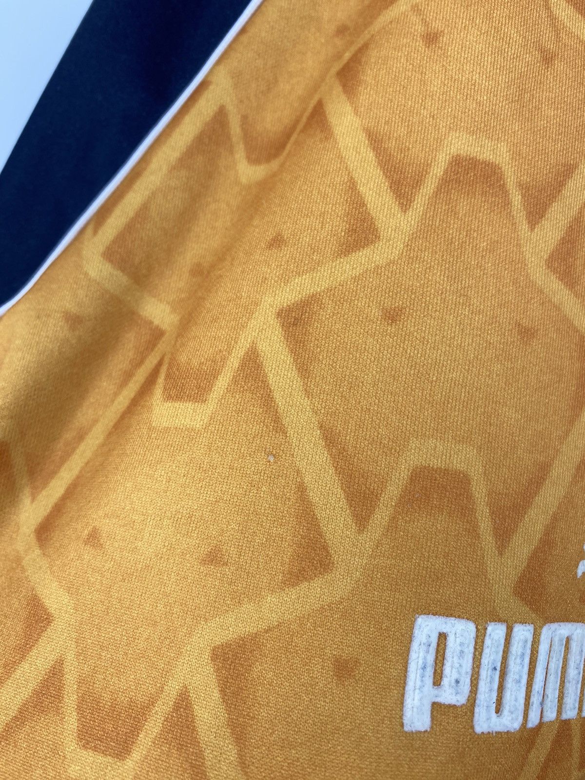 Puma Vintage Wolverhampton Wanderers 1996 Soccer Jersey PSG Milan Size US XXL / EU 58 / 5 - 4 Thumbnail