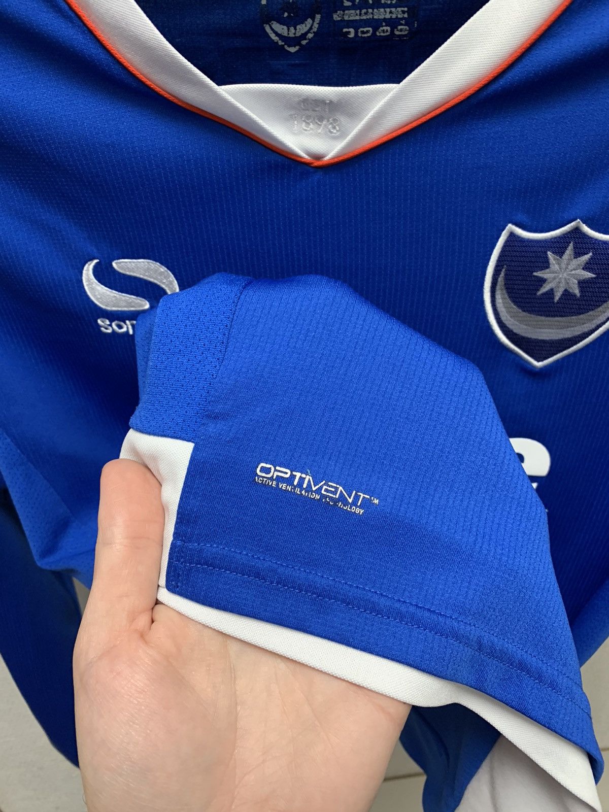 Other Portsmouth fc soccer jersey longsleeve sandico S sz Size US S / EU 44-46 / 1 - 4 Thumbnail
