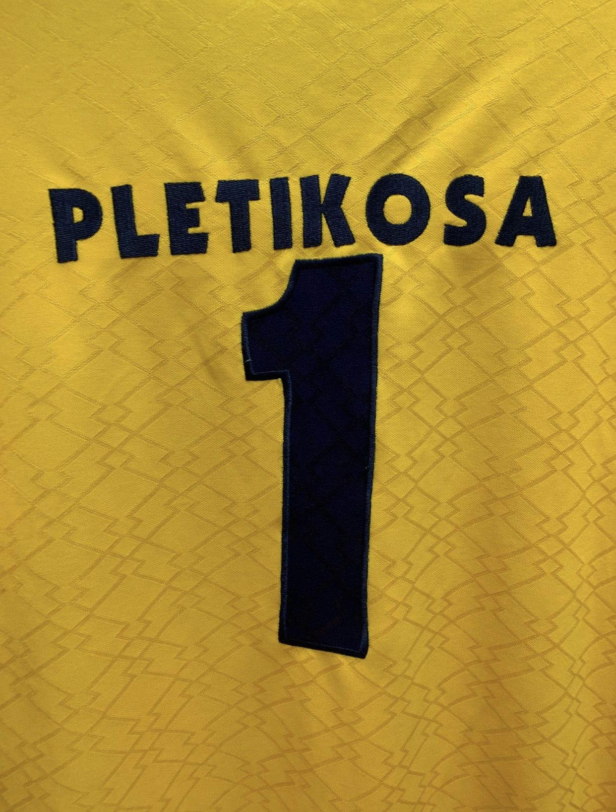 Umbro Hajduk split Pletikosa 1 Umbro vintage goalkeeper jersey L Size US L / EU 52-54 / 3 - 6 Thumbnail