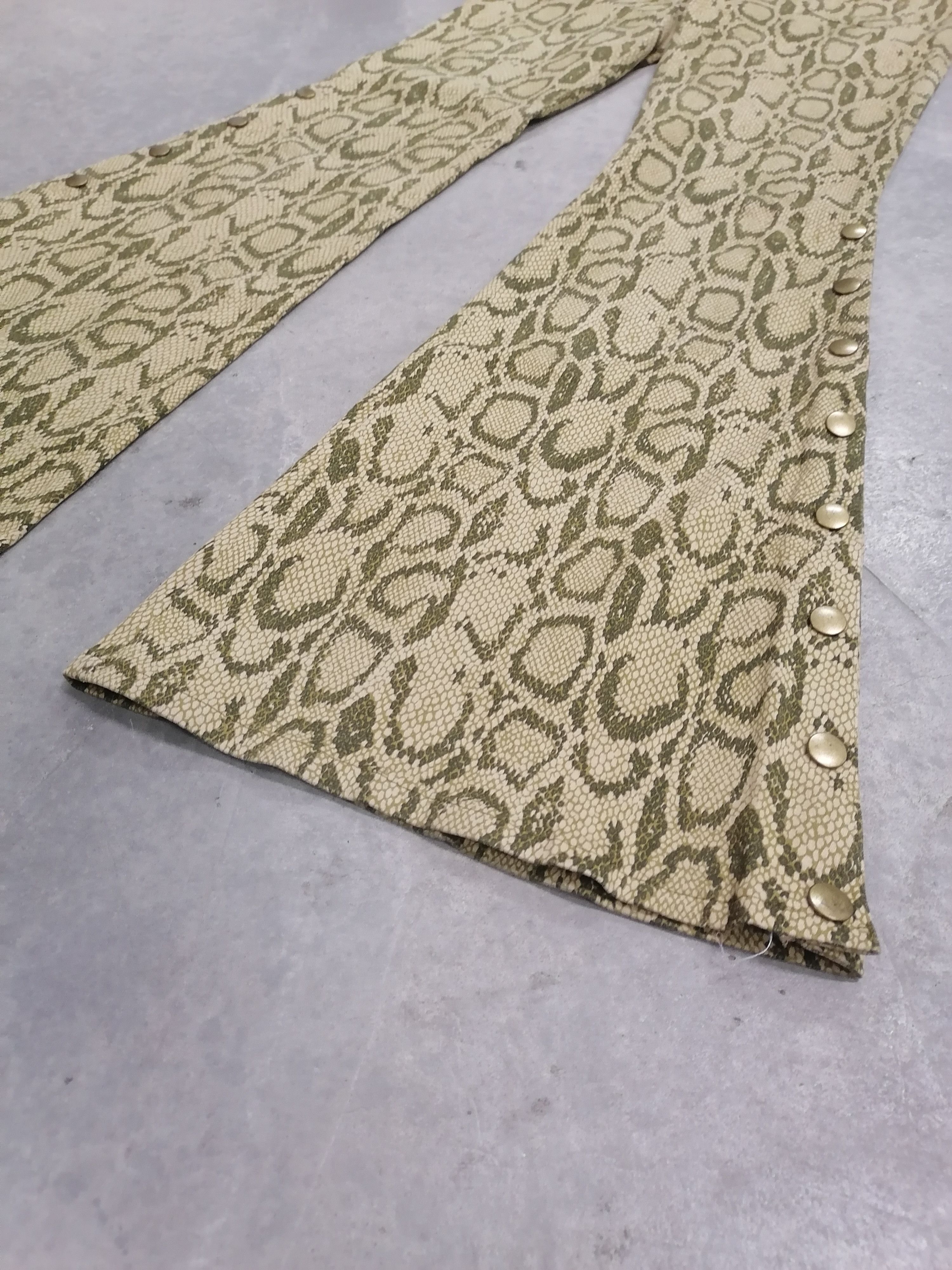 Japanese Brand × Vintage Flare Python Jacquard Button Ankle LGM Pants Size 26" / US 2 / IT 38 - 4 Thumbnail