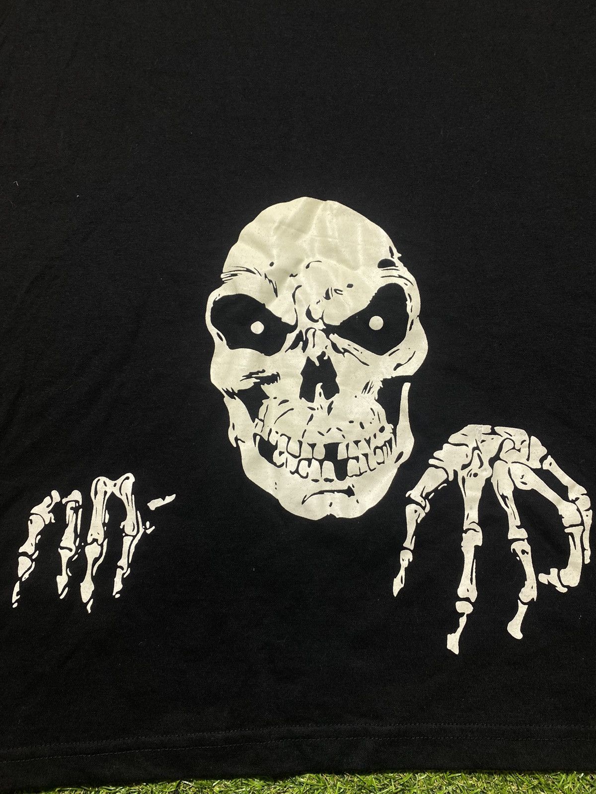 Band Tees Vintage Y2k Skeleton rock band tee streetwear style size XL Size US XL / EU 56 / 4 - 2 Thumbnail