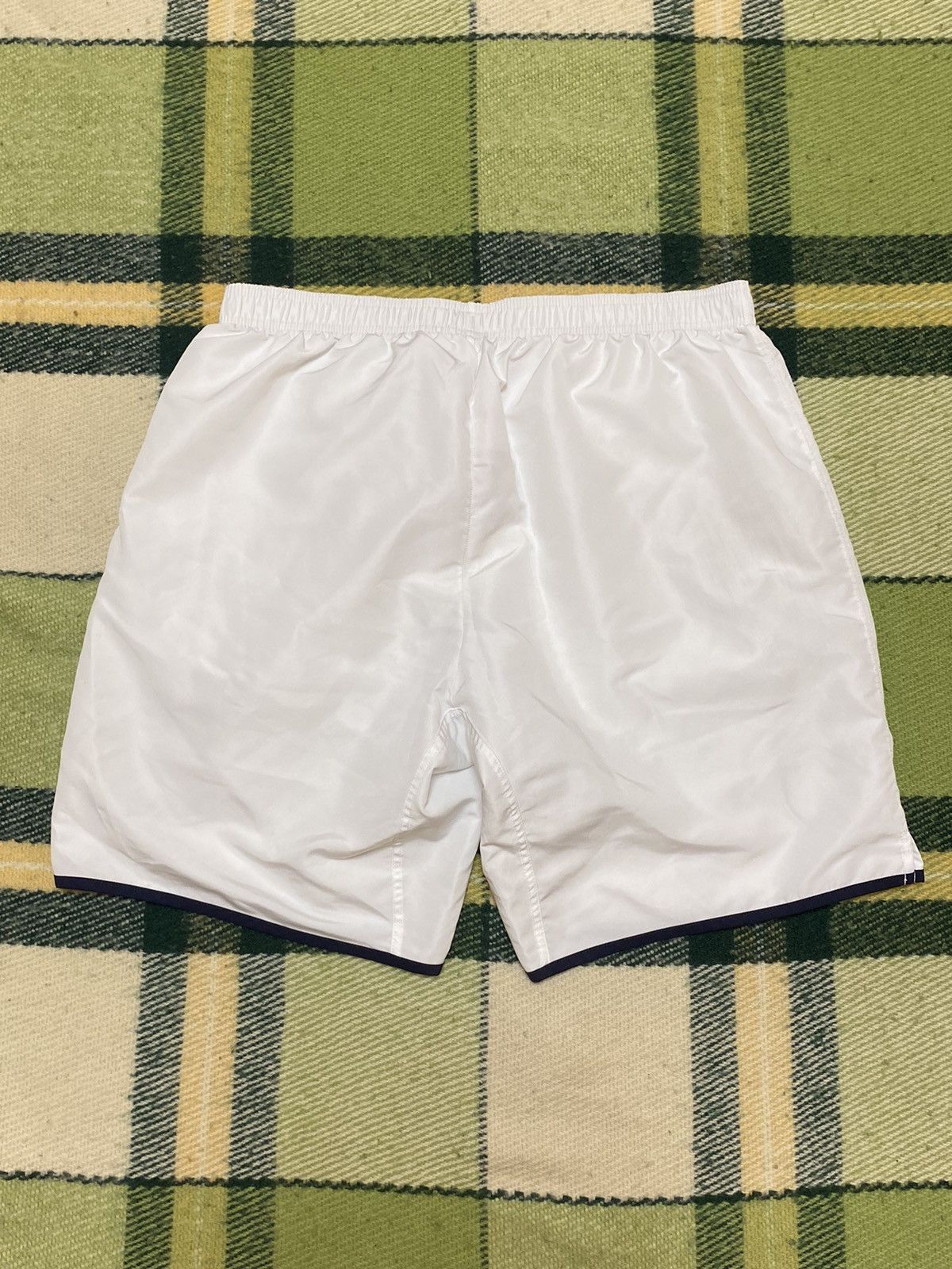 Umbro Vintage 90s Umbro shorts streetwear y2k casual size XL Size US 36 / EU 52 - 2 Thumbnail