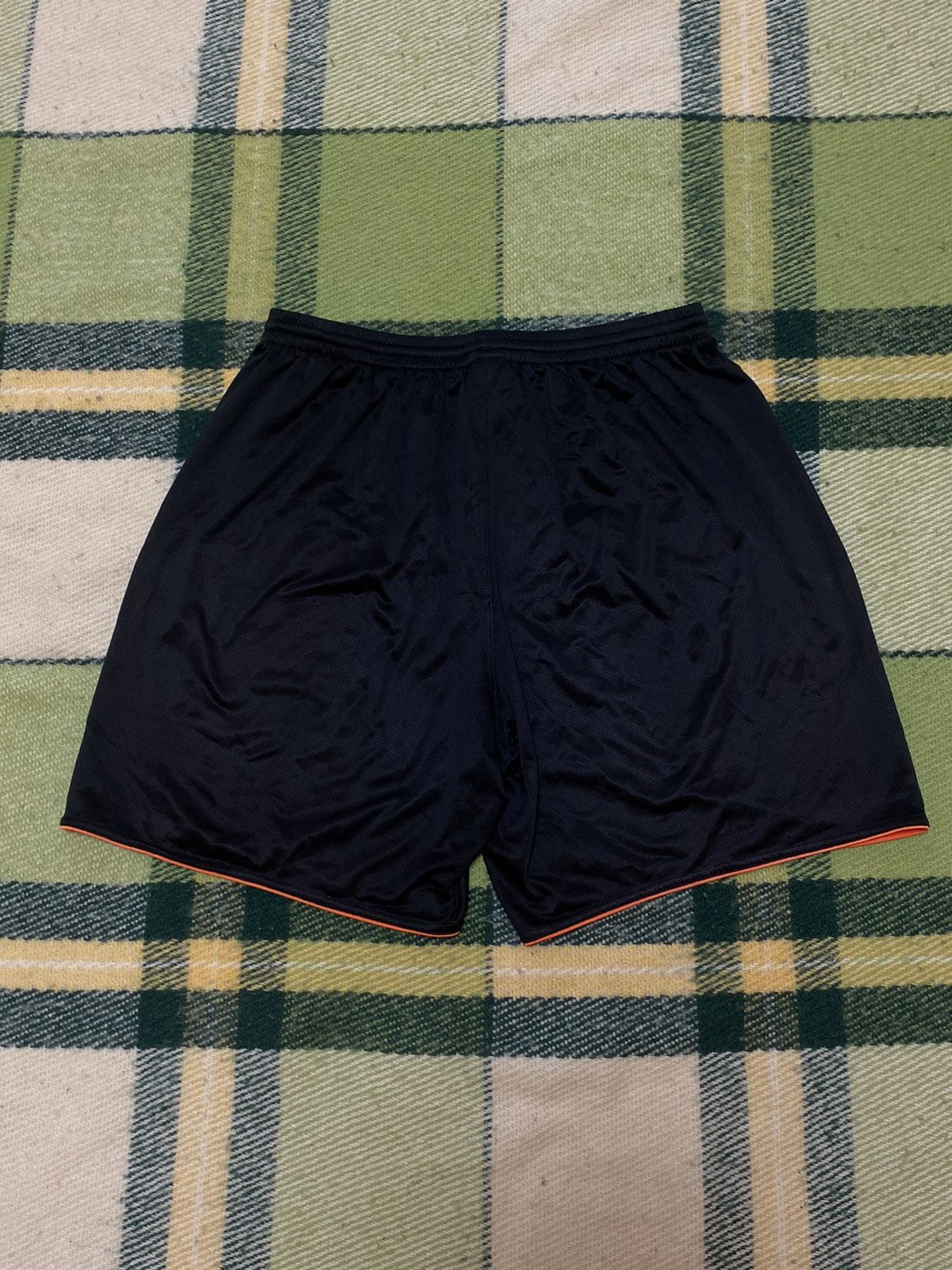Adidas Vintage Adidas shorts streetwear y2k casual style size L Size US 34 / EU 50 - 3 Thumbnail