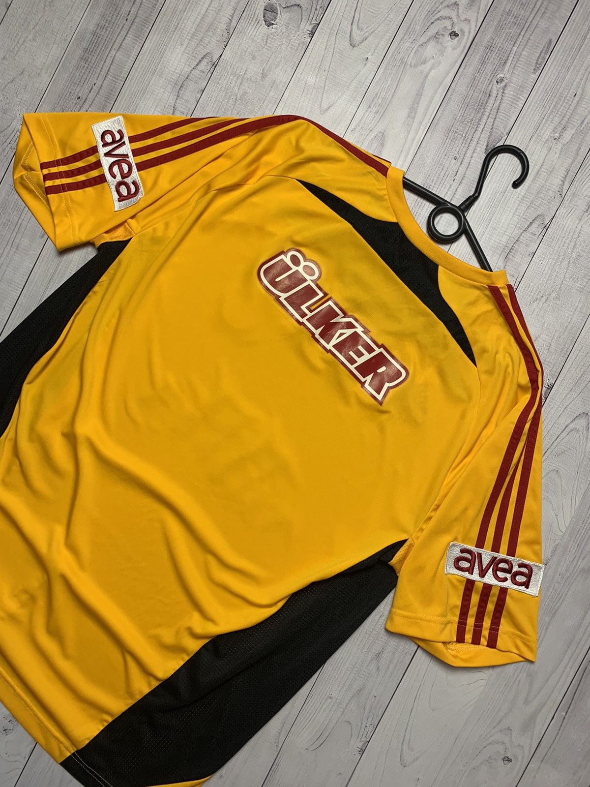 Adidas Vintage Adidas Galatasaray soccer jersey size L Size US L / EU 52-54 / 3 - 8 Thumbnail