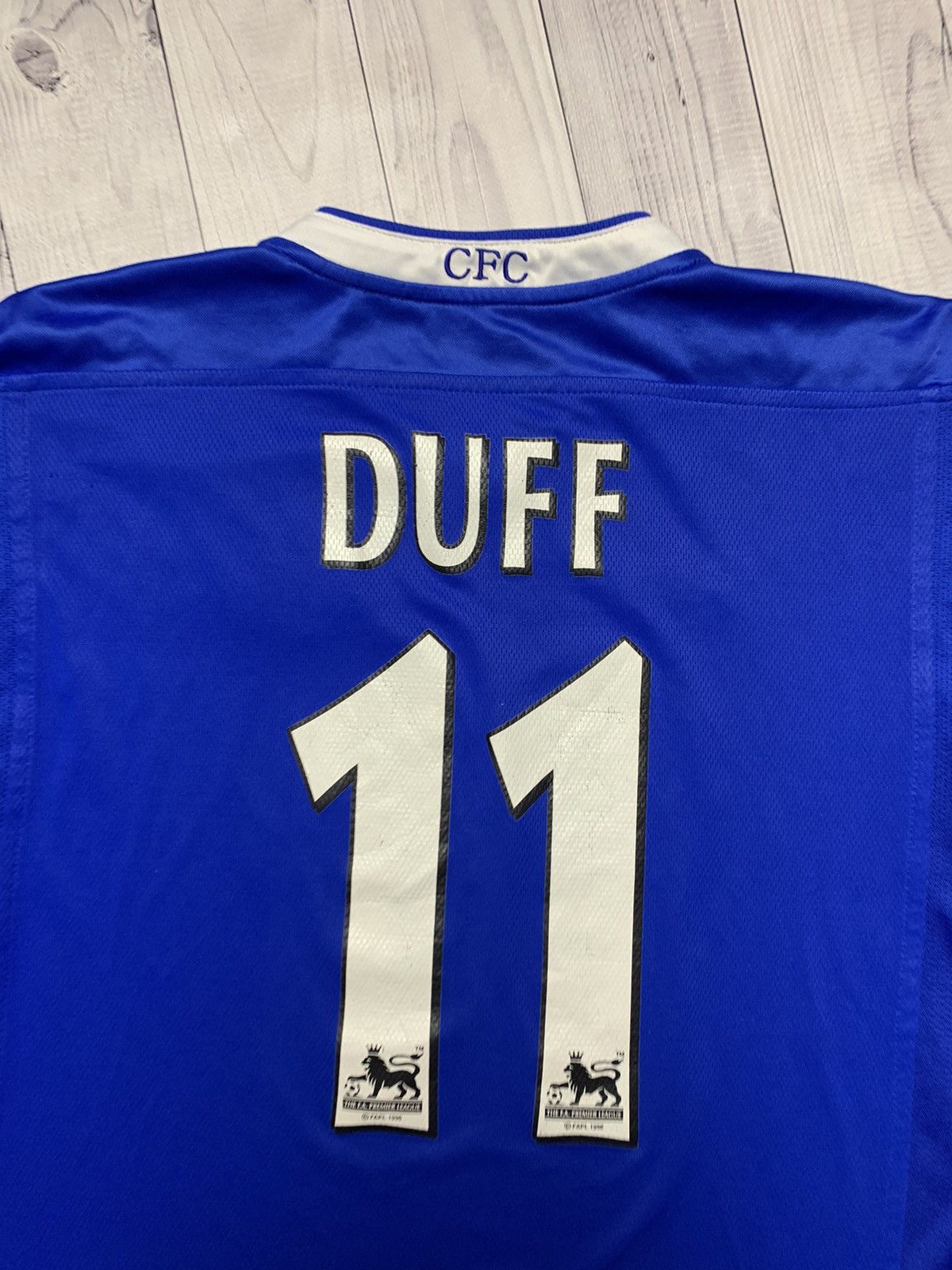 Vintage Vintage Chelsea Umbro soccer jersey reversible 11 Duff Size US S / EU 44-46 / 1 - 7 Thumbnail