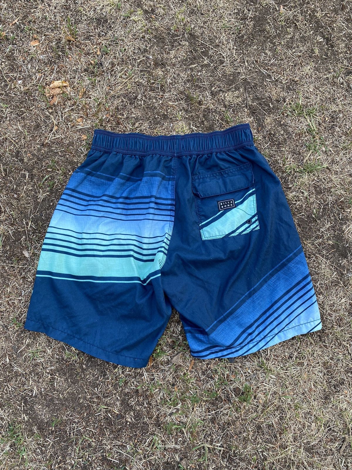Billabong Vintage Billabong shorts streetwear casual y2k size M Size US 32 / EU 48 - 3 Thumbnail