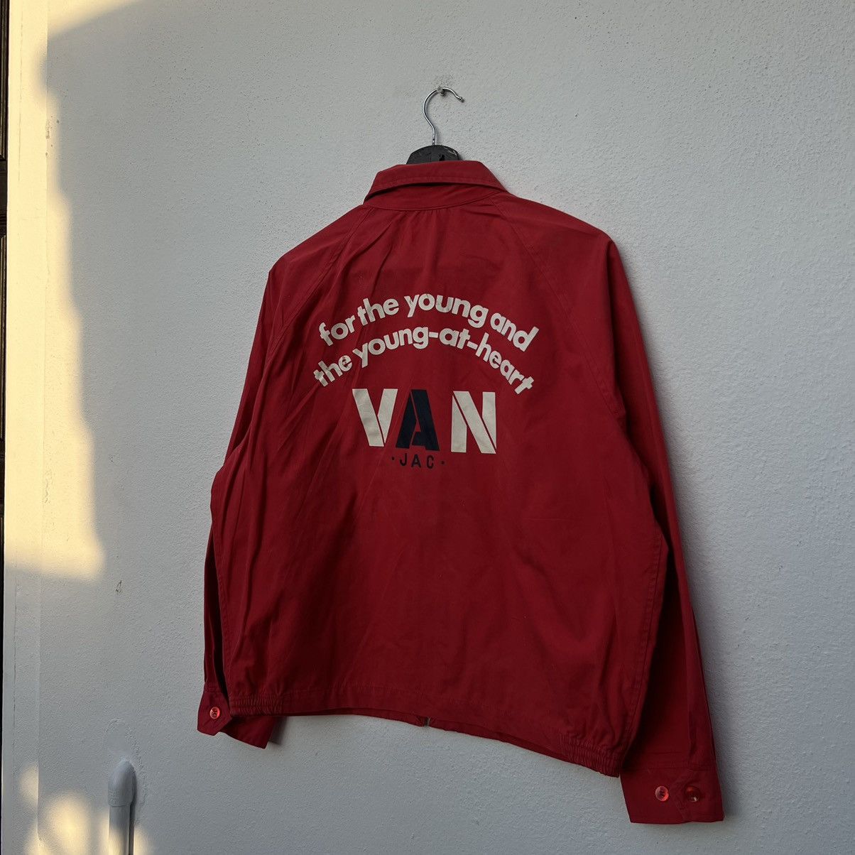 Japanese Brand VINTAGE VAN JAC JAPAN BIG LOGO BOMBER JACKET Size US M / EU 48-50 / 2 - 2 Thumbnail