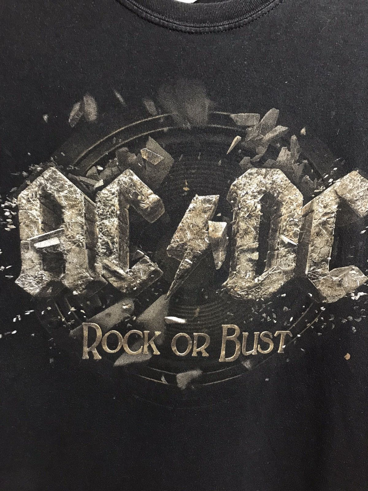 Band Tees Vintage Ac Dc band rock tee Size US M / EU 48-50 / 2 - 3 Thumbnail