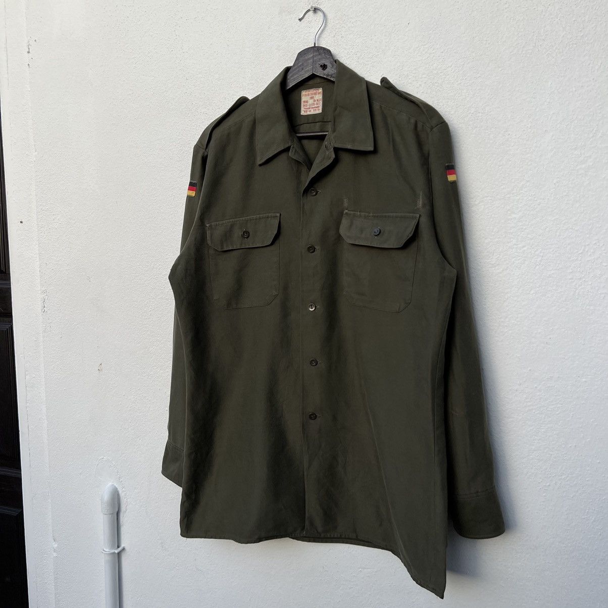 Vintage VINTAGE 1989 ARMY WEAR BIG LOGO CALIFORNIA LONG BEACH Size US M / EU 48-50 / 2 - 3 Thumbnail