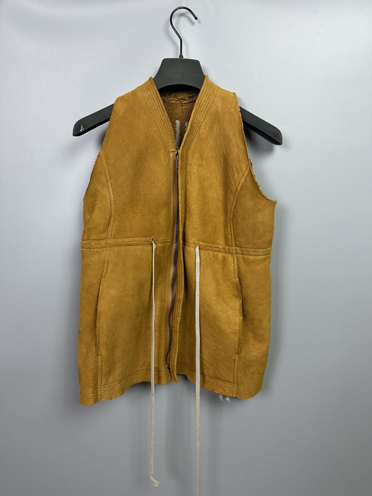 FW17 ‘GLITTER’ Lamb Shearling Vest