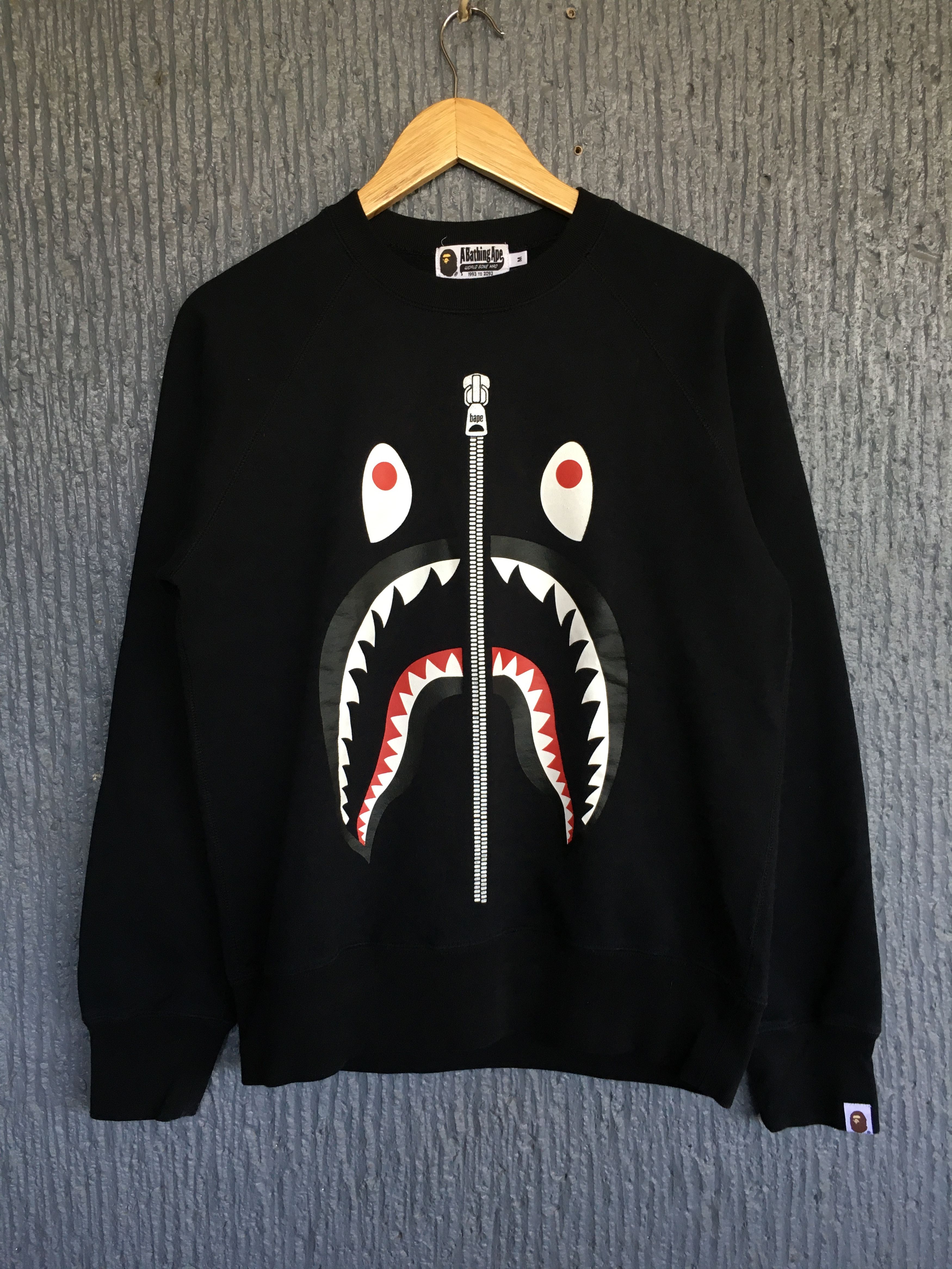 Bape Bape Shark Crewneck Size US M / EU 48-50 / 2 - 1 Thumbnail