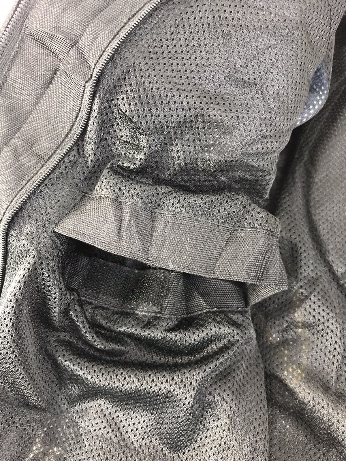 Other ELF Motor Sport Biker Riding Absorbent Guard Suit Racing Size US L / EU 52-54 / 3 - 14 Thumbnail