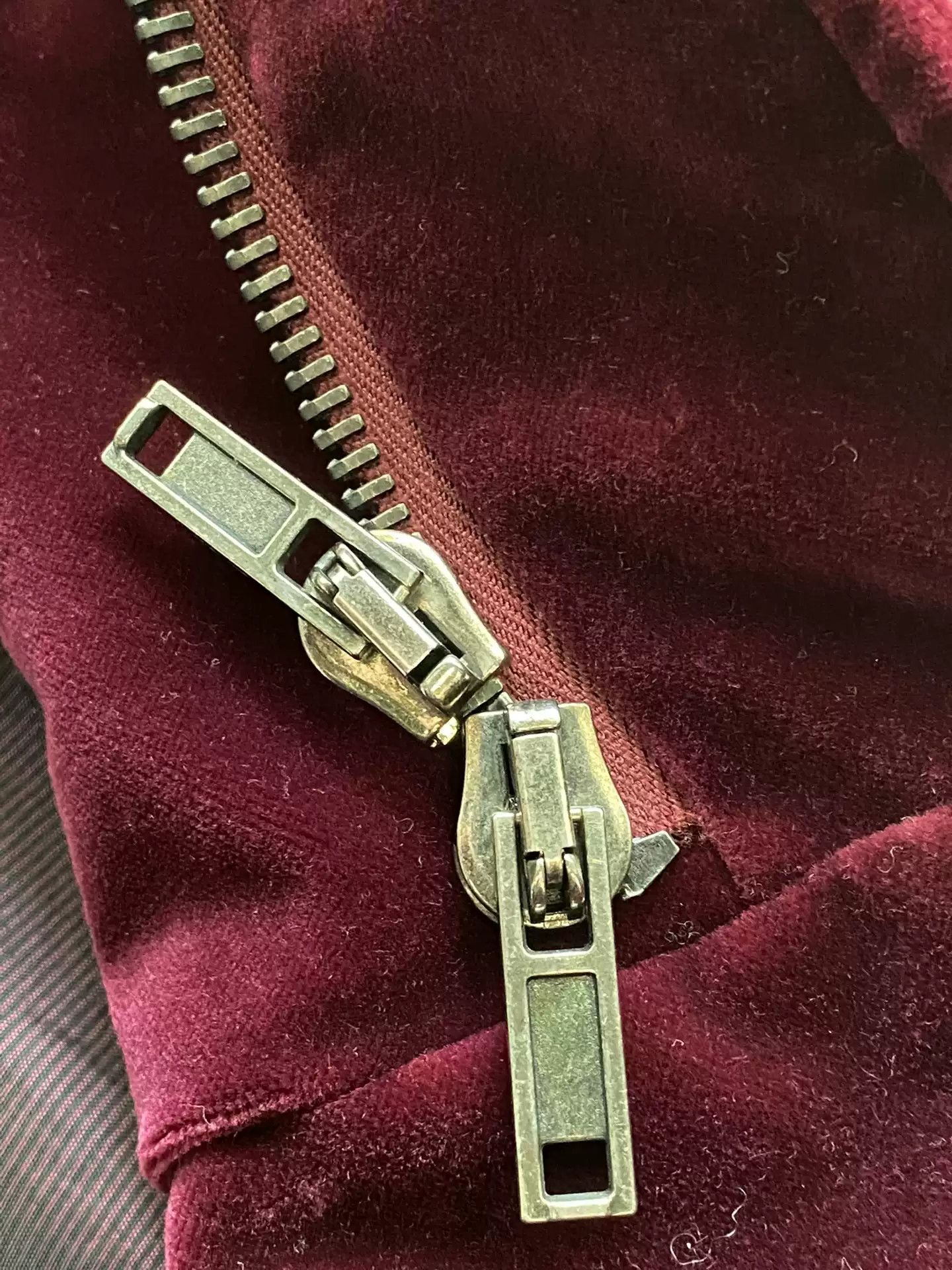 Haider Ackermann Haider Ackermann Original New Red Velvet Jacket Size Xs Size US XS / EU 42 / 0 - 5 Thumbnail