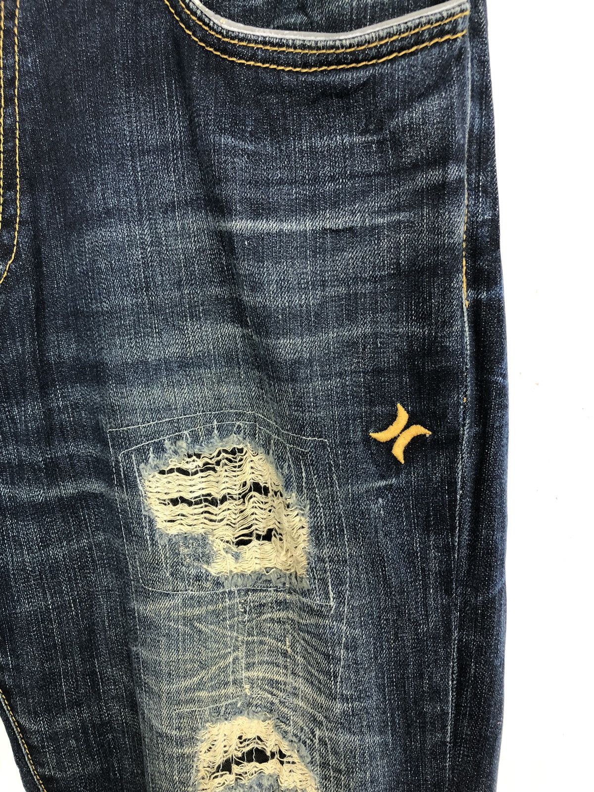 Hurley × Vintage Hurley Distressed Indigo Denim Jeans Unisex Wear Size 34 Size US 34 / EU 50 - 14 Thumbnail
