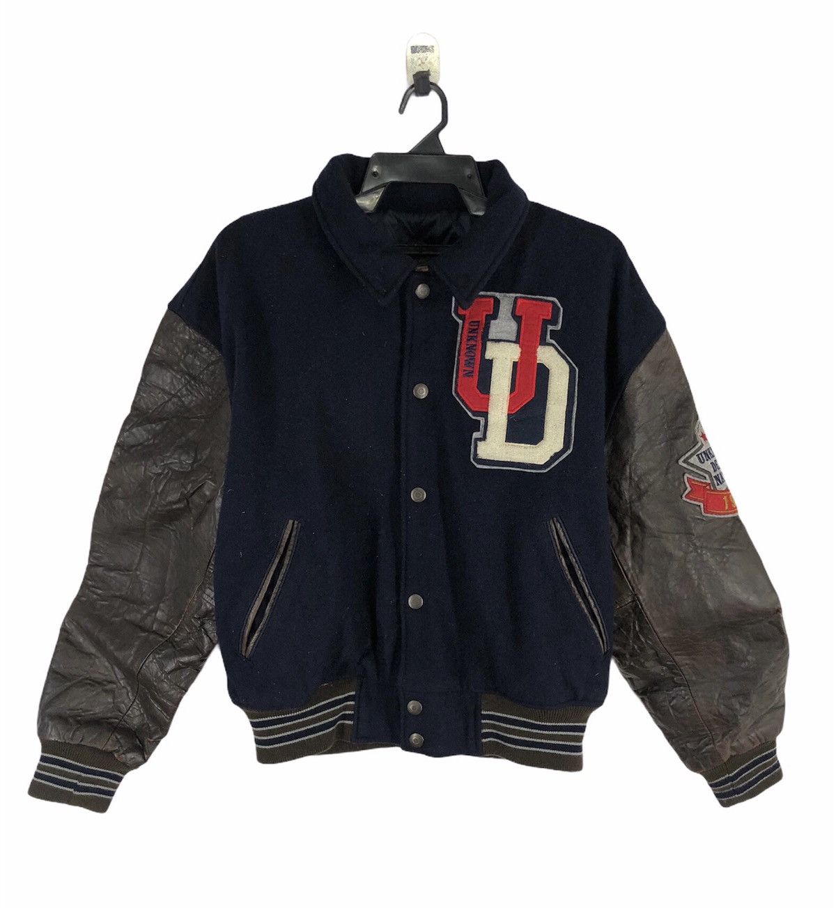 Other Rare unknown destination 90s varsity jacket spel out cw21 Size US L / EU 52-54 / 3 - 2 Thumbnail