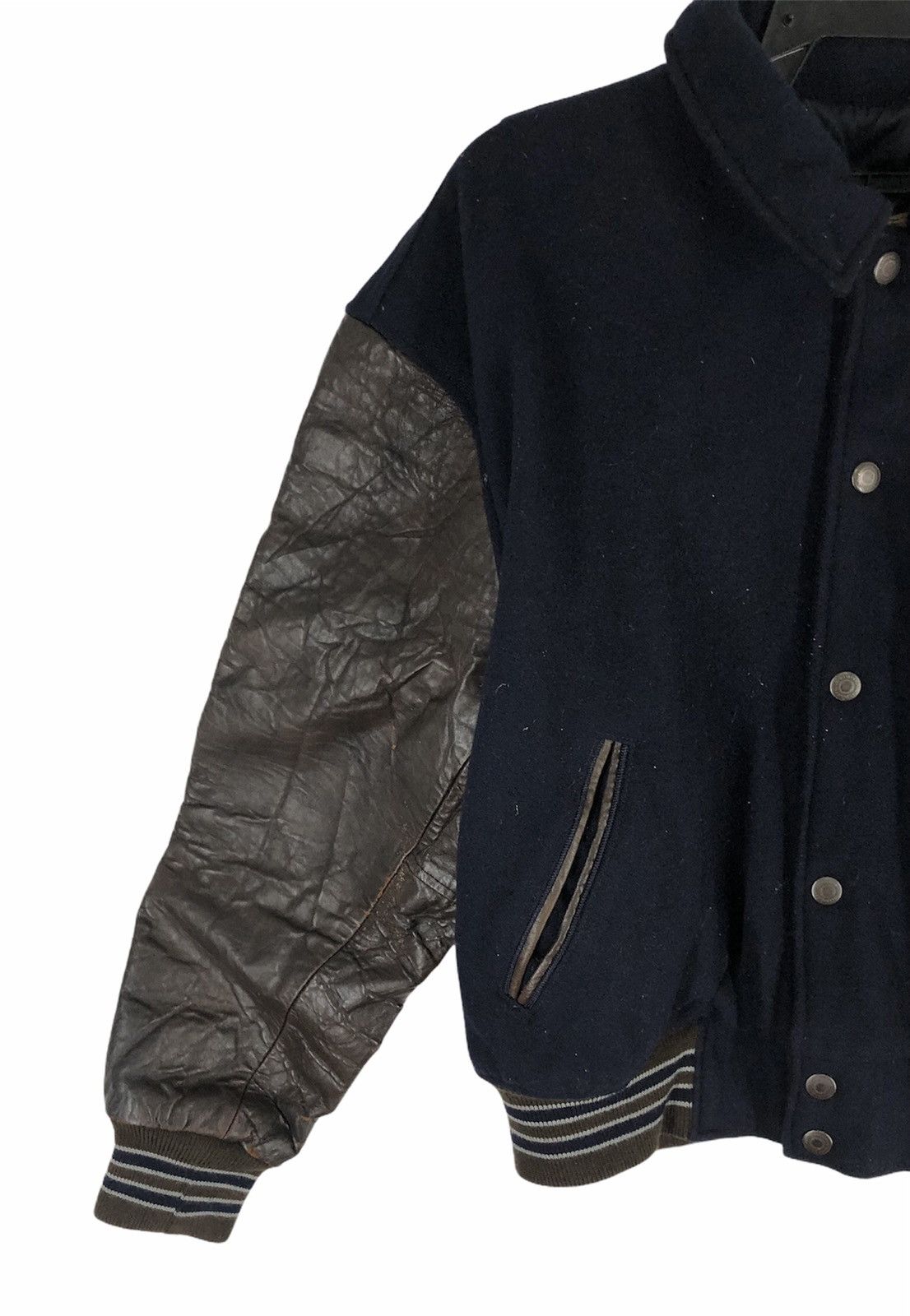 Other Rare unknown destination 90s varsity jacket spel out cw21 Size US L / EU 52-54 / 3 - 6 Thumbnail