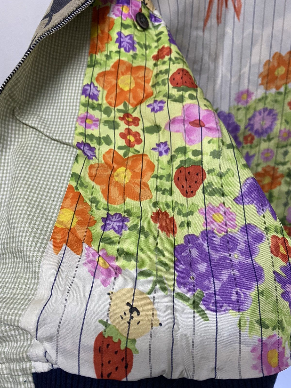 20471120 SS99 20471120 Secret Flower Garden bomber jacket Size US M / EU 48-50 / 2 - 14 Thumbnail