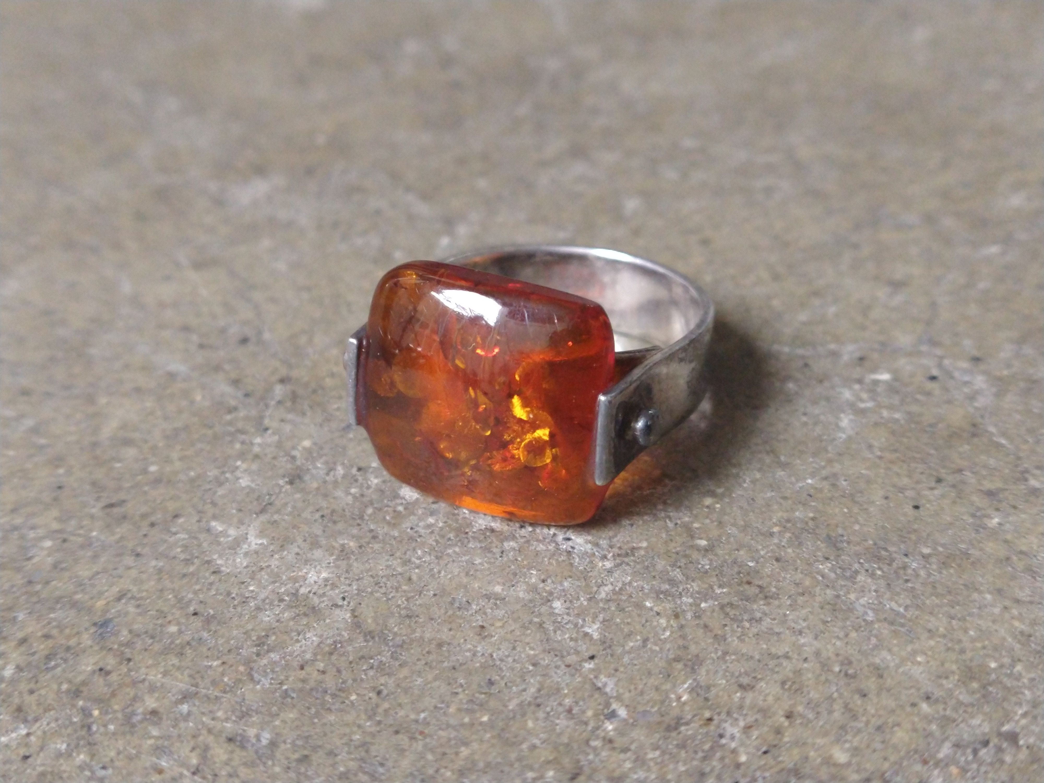 Jewelry Sterling Silver Ring Size 9.25 Orange Amber Modern 6g Size ONE SIZE - 1 Thumbnail