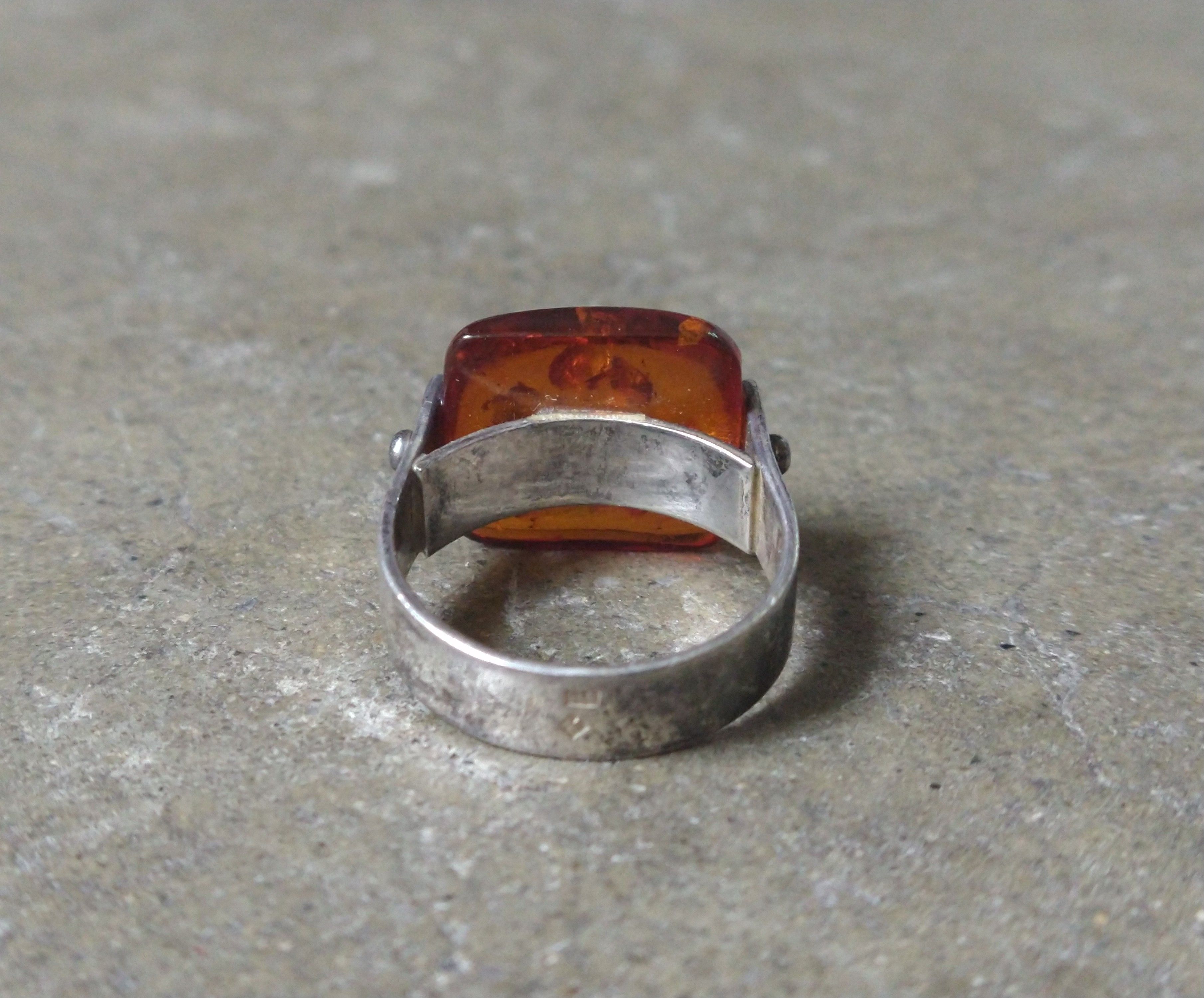 Jewelry Sterling Silver Ring Size 9.25 Orange Amber Modern 6g Size ONE SIZE - 11 Thumbnail