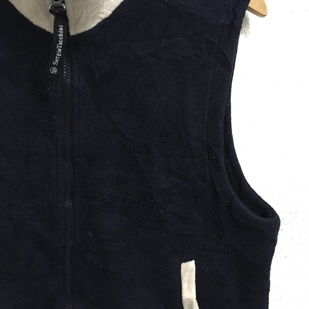 Sergio Tacchini × Vintage VINTAGE SERGIO TACCHINI SMALL LOGO FLEECE TANKS SLEEVELESS Size US S / EU 44-46 / 1 - 3 Thumbnail