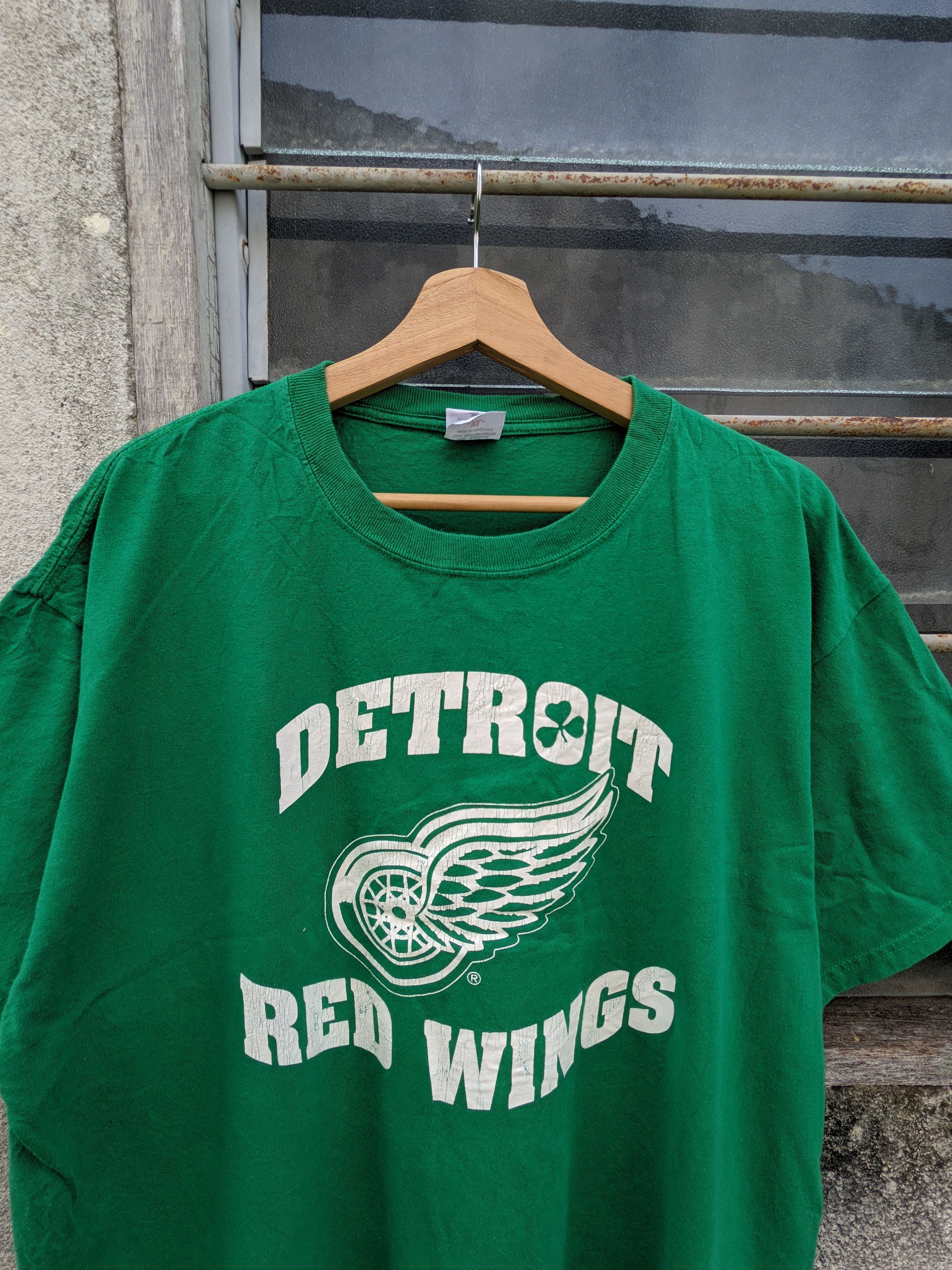 Anvil × NHL × Vintage Vintage Detroit Red Wings Spellout tshirt Size US XL / EU 56 / 4 - 5 Thumbnail