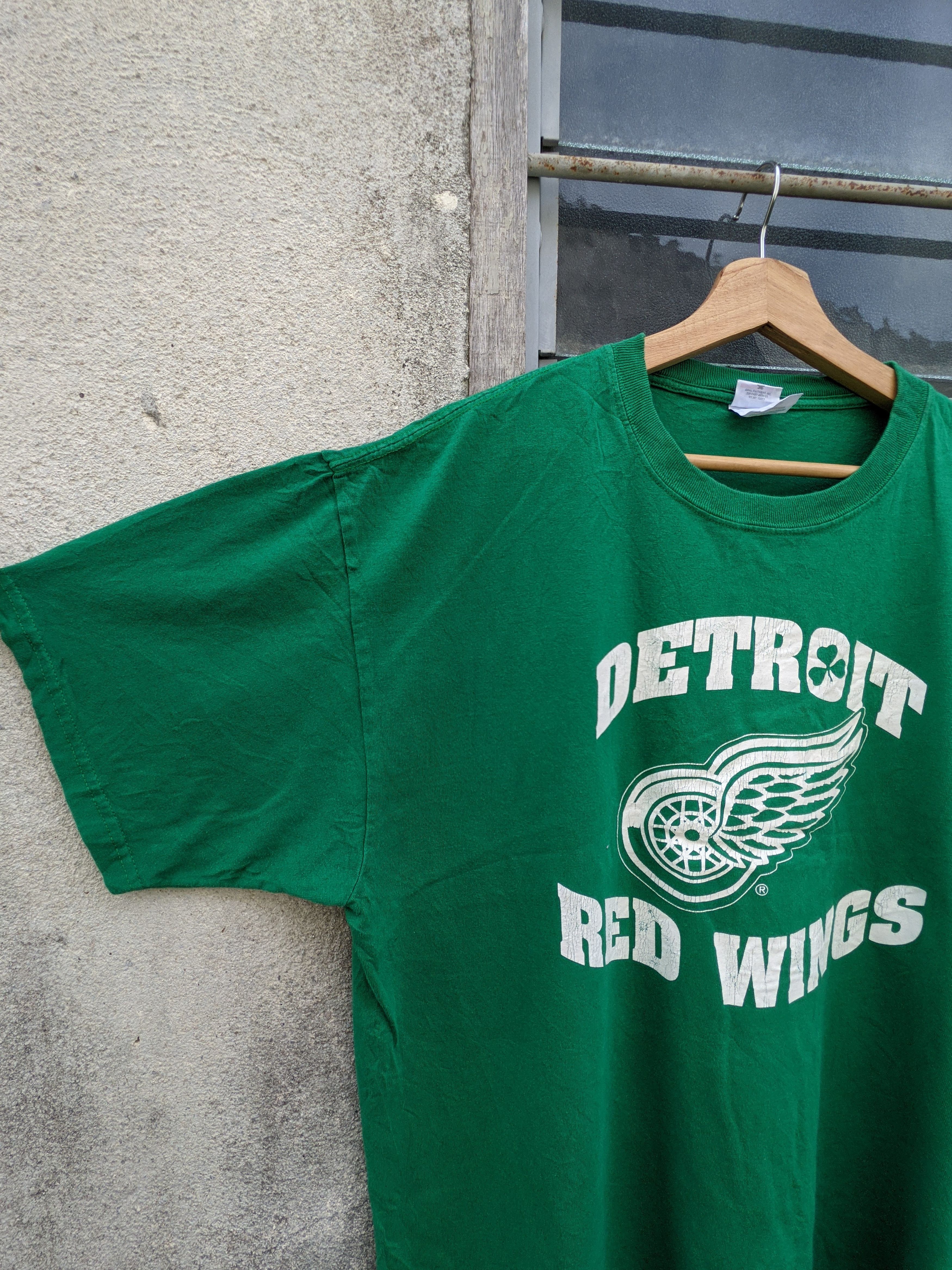 Anvil × NHL × Vintage Vintage Detroit Red Wings Spellout tshirt Size US XL / EU 56 / 4 - 6 Thumbnail