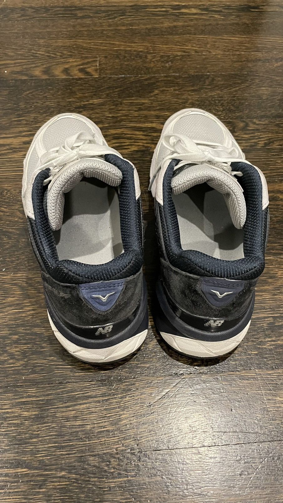 New Balance New Balance 990v5 Gray Suede Navy Size US 9 / EU 42 - 3 Thumbnail