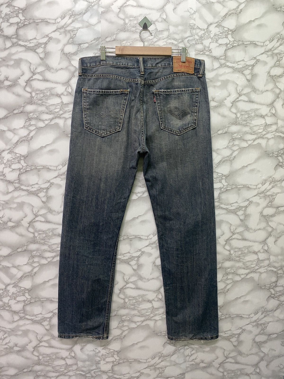 Levi's × Levi's Vintage Clothing Vintage LEVIS 505 Mid Blue Distressed Jeans -L17 Size US 35 - 2 Thumbnail