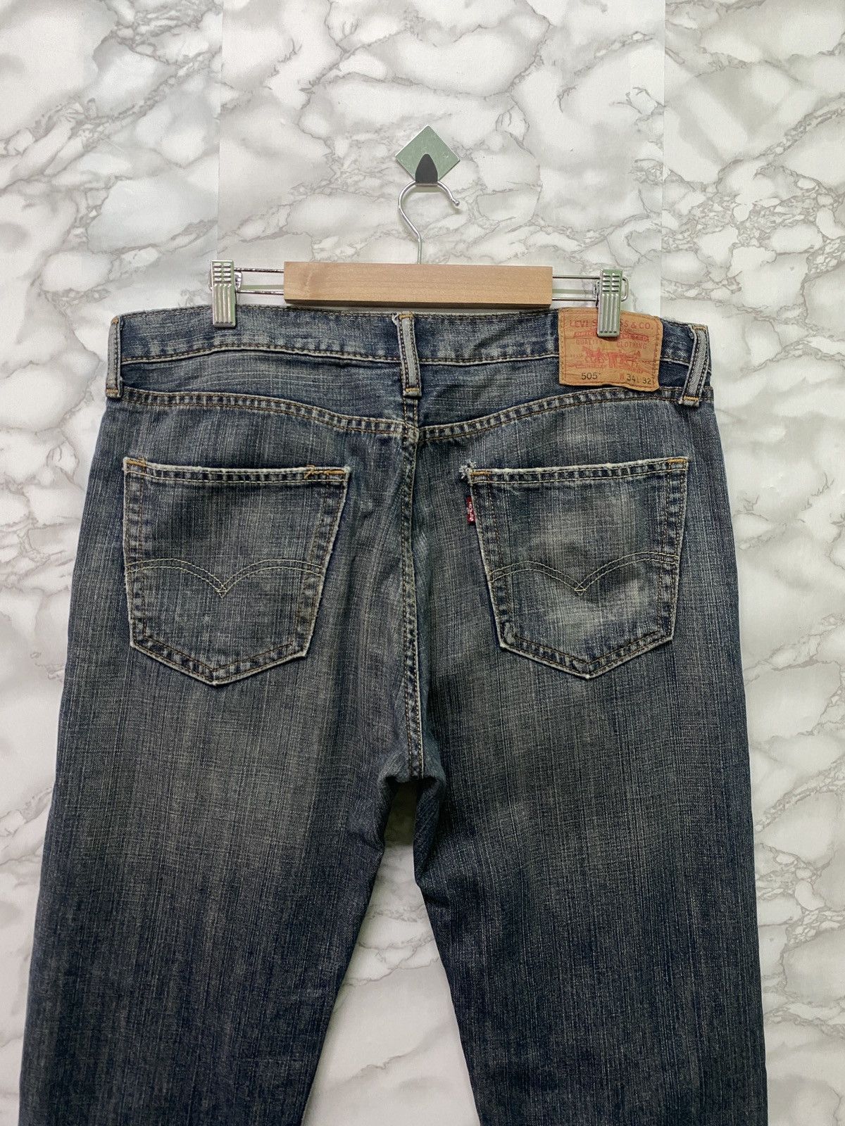 Levi's × Levi's Vintage Clothing Vintage LEVIS 505 Mid Blue Distressed Jeans -L17 Size US 35 - 10 Thumbnail