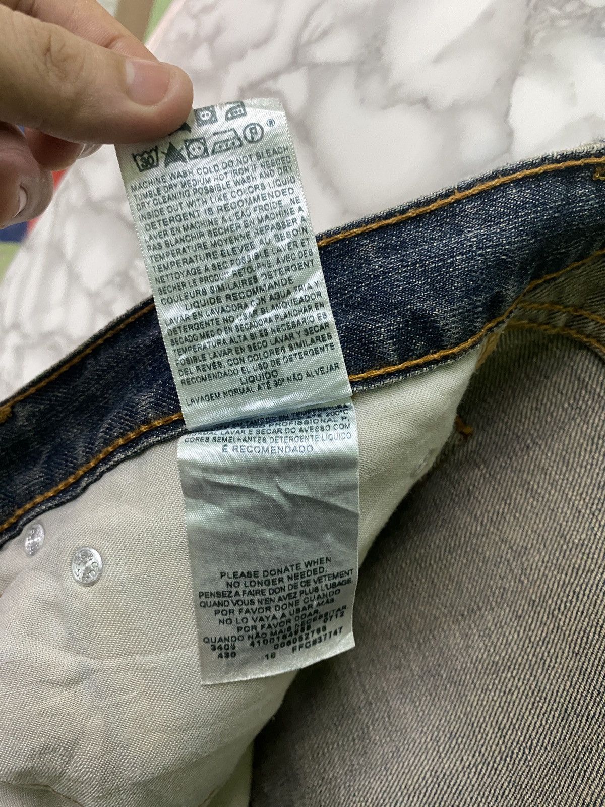 Levi's × Levi's Vintage Clothing Vintage LEVIS 505 Mid Blue Distressed Jeans -L17 Size US 35 - 18 Thumbnail