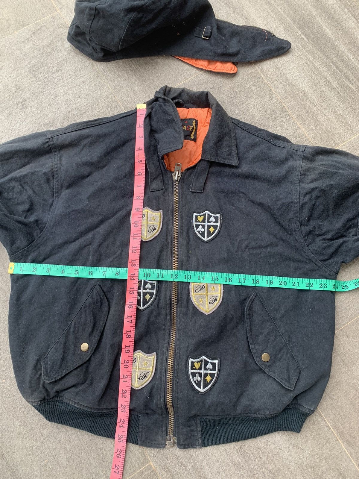 Vintage Vintage Poker Face Hooded Bomber Jacket Size US L / EU 52-54 / 3 - 5 Thumbnail