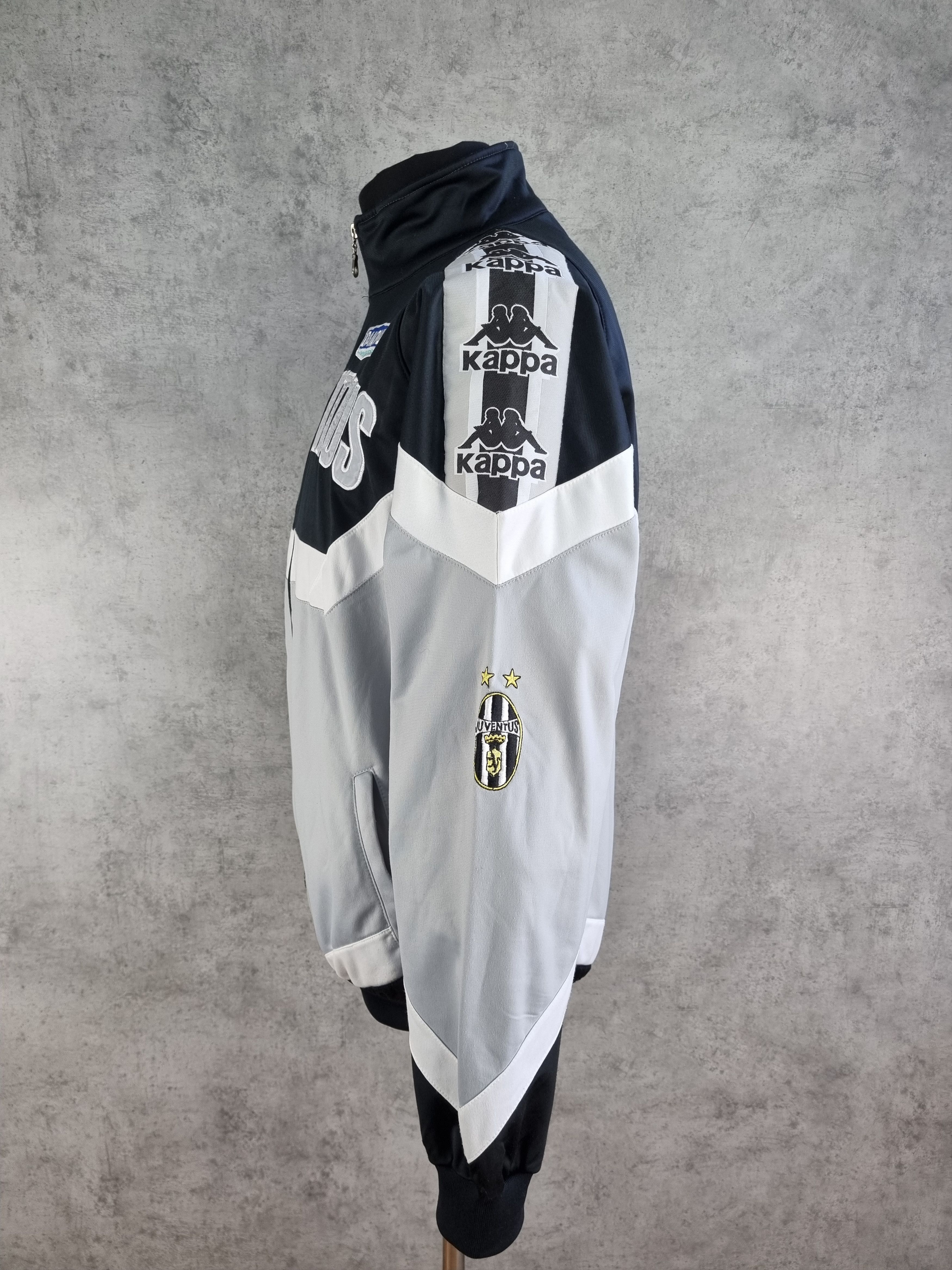 Kappa × Vintage 90s Kappa Rare Juventus Track top made in Italy Size US M / EU 48-50 / 2 - 8 Thumbnail