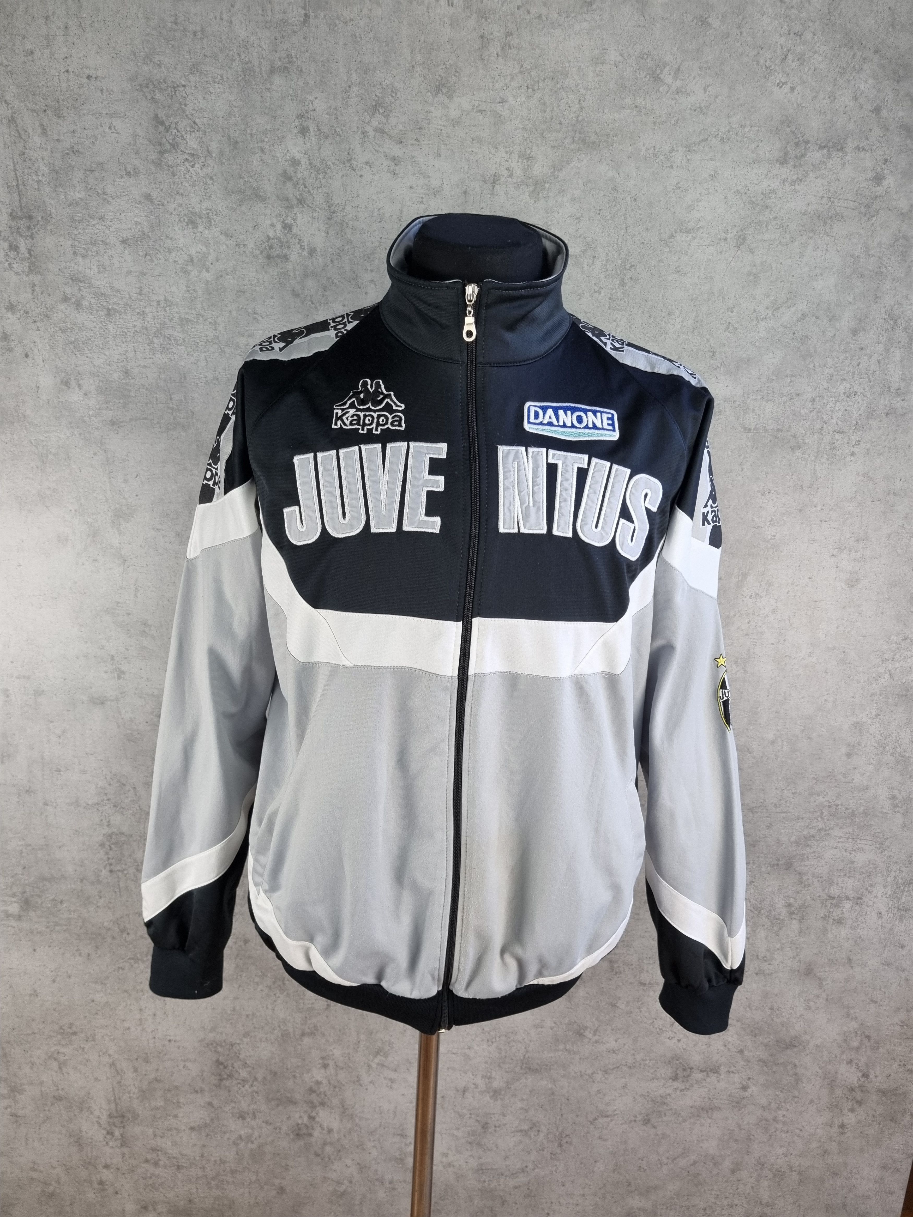 Kappa × Vintage 90s Kappa Rare Juventus Track top made in Italy Size US M / EU 48-50 / 2 - 3 Thumbnail