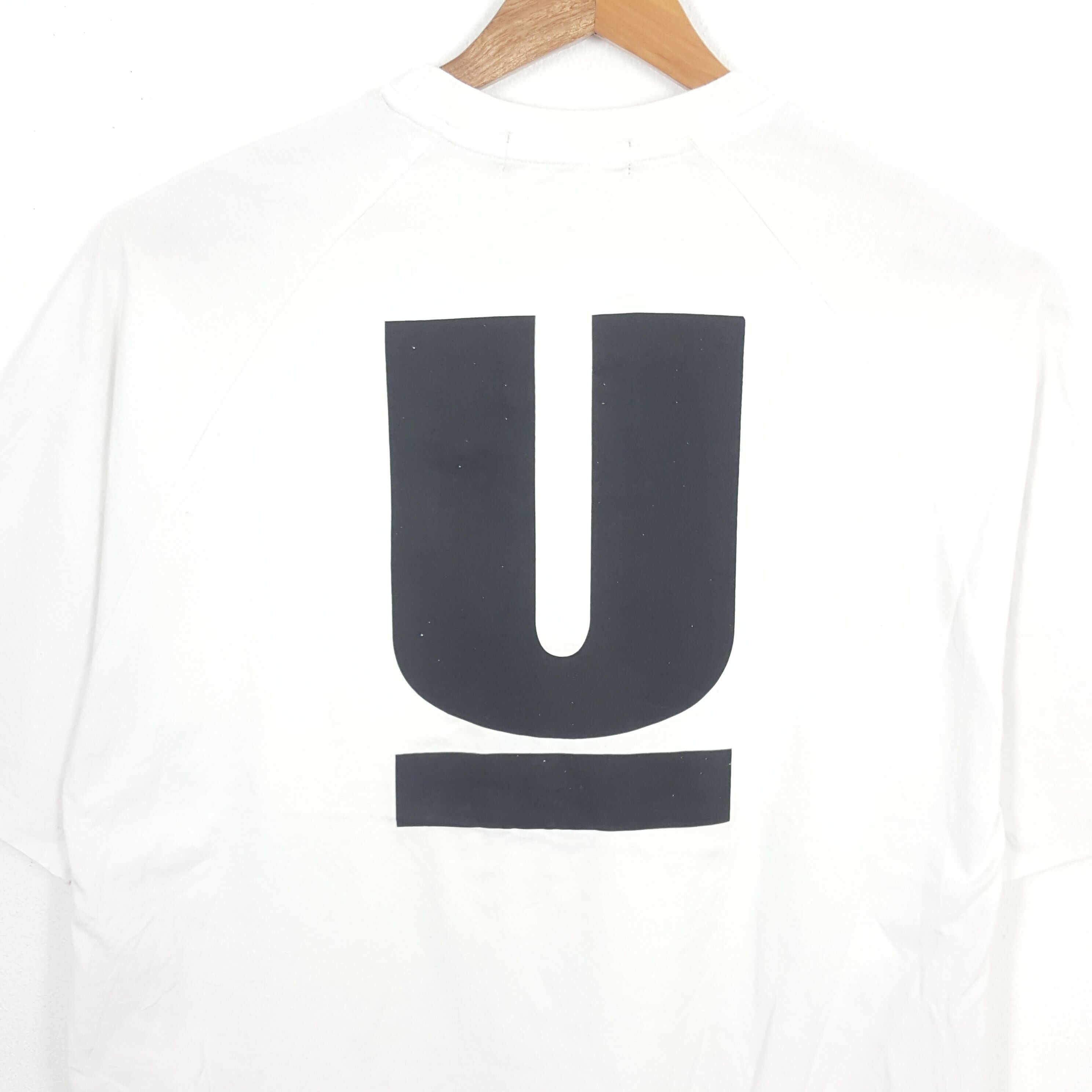 Undercover Vintage GU X UNDERCOVER Japanese Brand T-Shirt Size US XL / EU 56 / 4 - 2 Preview