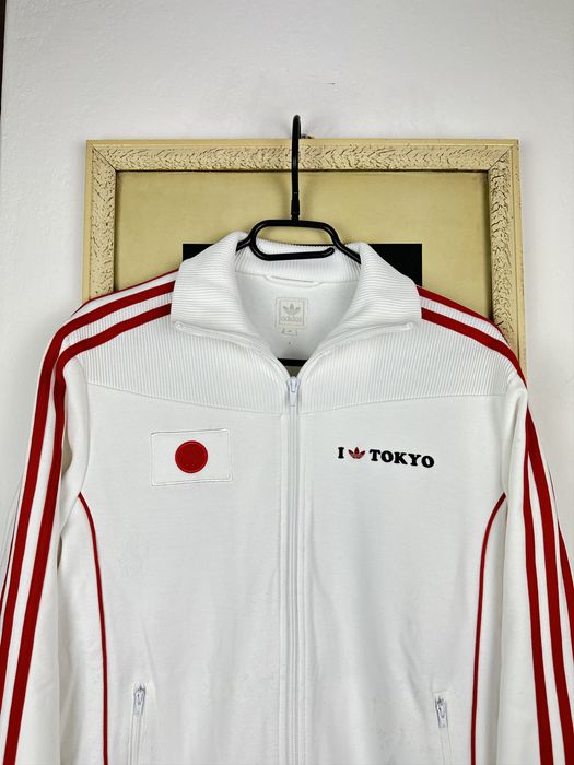 Tracktop adidas clearance tokyo