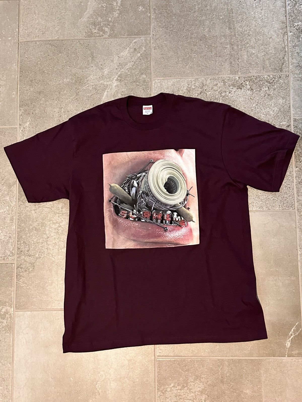 Tシャツ・カットソー Supreme Braces T-Shirt Supreme Braces T Shirt Size XL Pink FW22 Authentic Short
