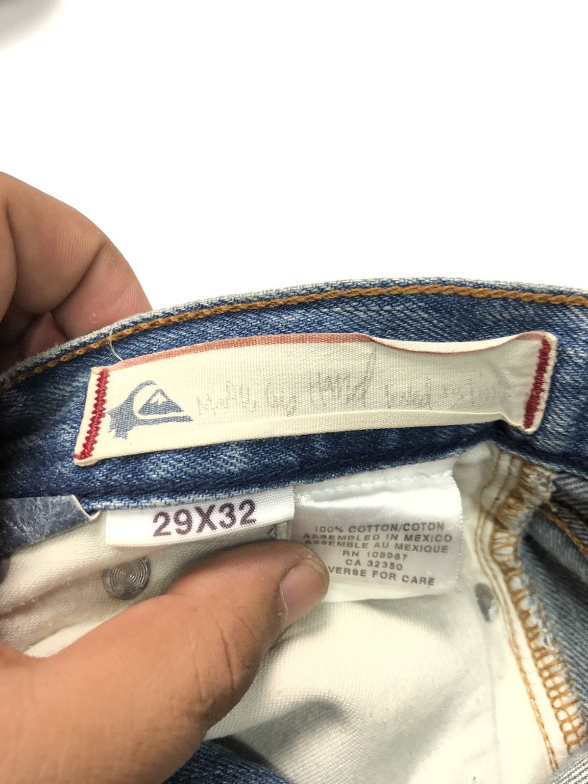 Quicksilver × Vintage VINTAGE QUICKSILVER DISSTRESSED BLUE WASH DENIM Size US 29 - 9 Thumbnail