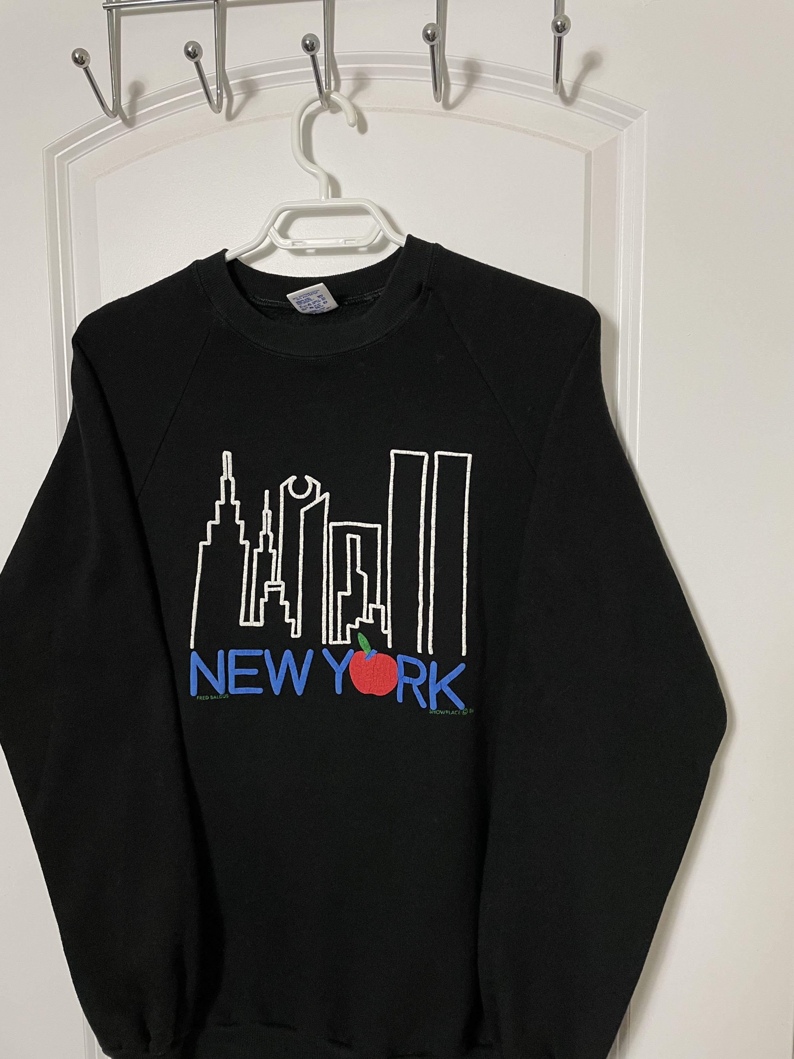 Vintage Vintage New York Black Crewneck Sweater 1988 Size US XL / EU 56 / 4 - 1 Thumbnail