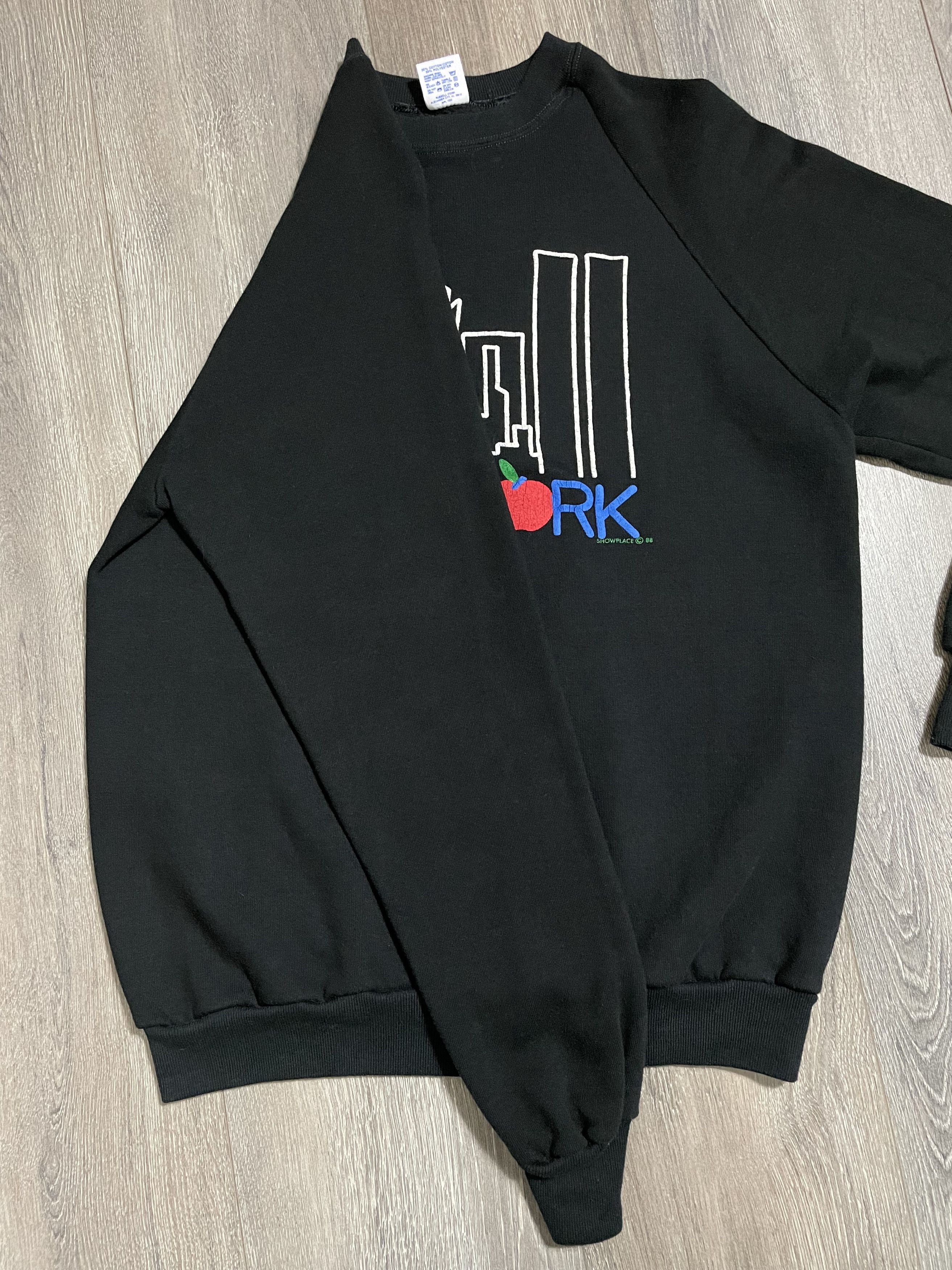 Vintage Vintage New York Black Crewneck Sweater 1988 Size US XL / EU 56 / 4 - 6 Thumbnail