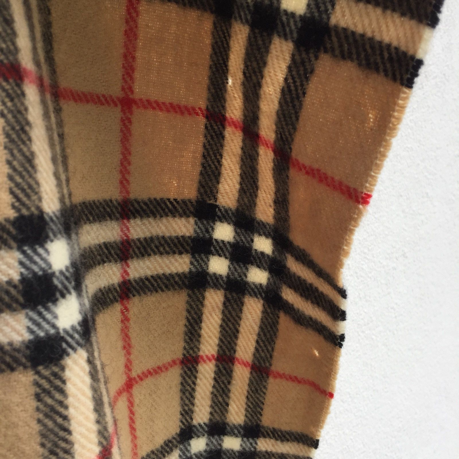 Burberry OG Burberrys 🇬🇧 Nova Check Cashmere Big Table Desk Size ONE SIZE - 8 Thumbnail