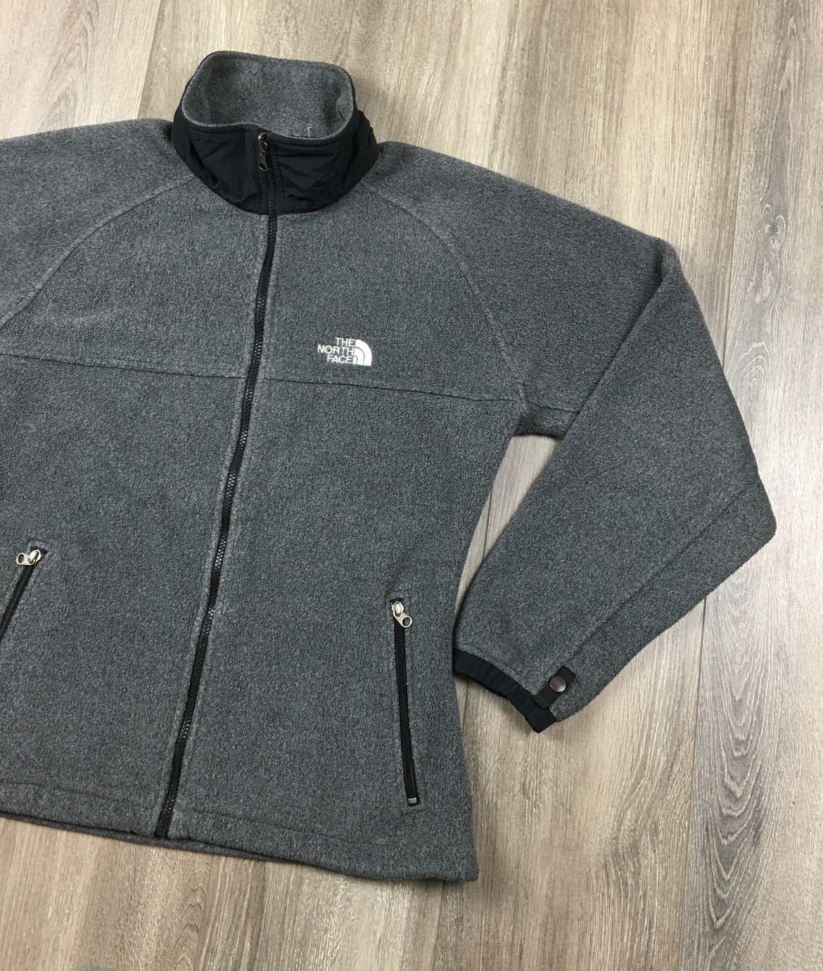 The North Face Vintage Womens North Face Fleece. Size M / US 6-8 / IT 42-44 - 2 Thumbnail