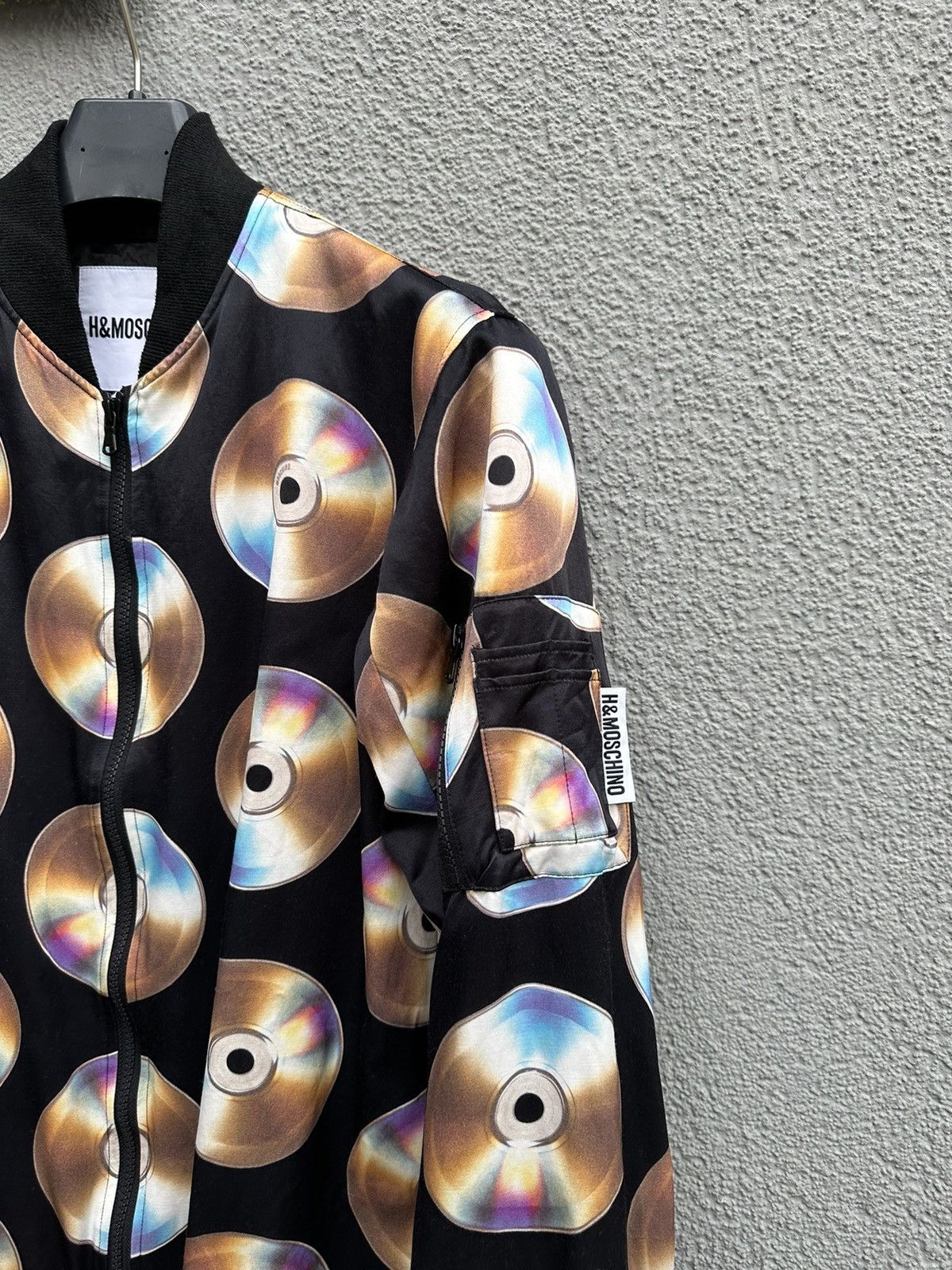 H&M × Moschino MOSCHINO H&M CD disk Jacket Size XS / US 0-2 / IT 36-38 - 2 Thumbnail