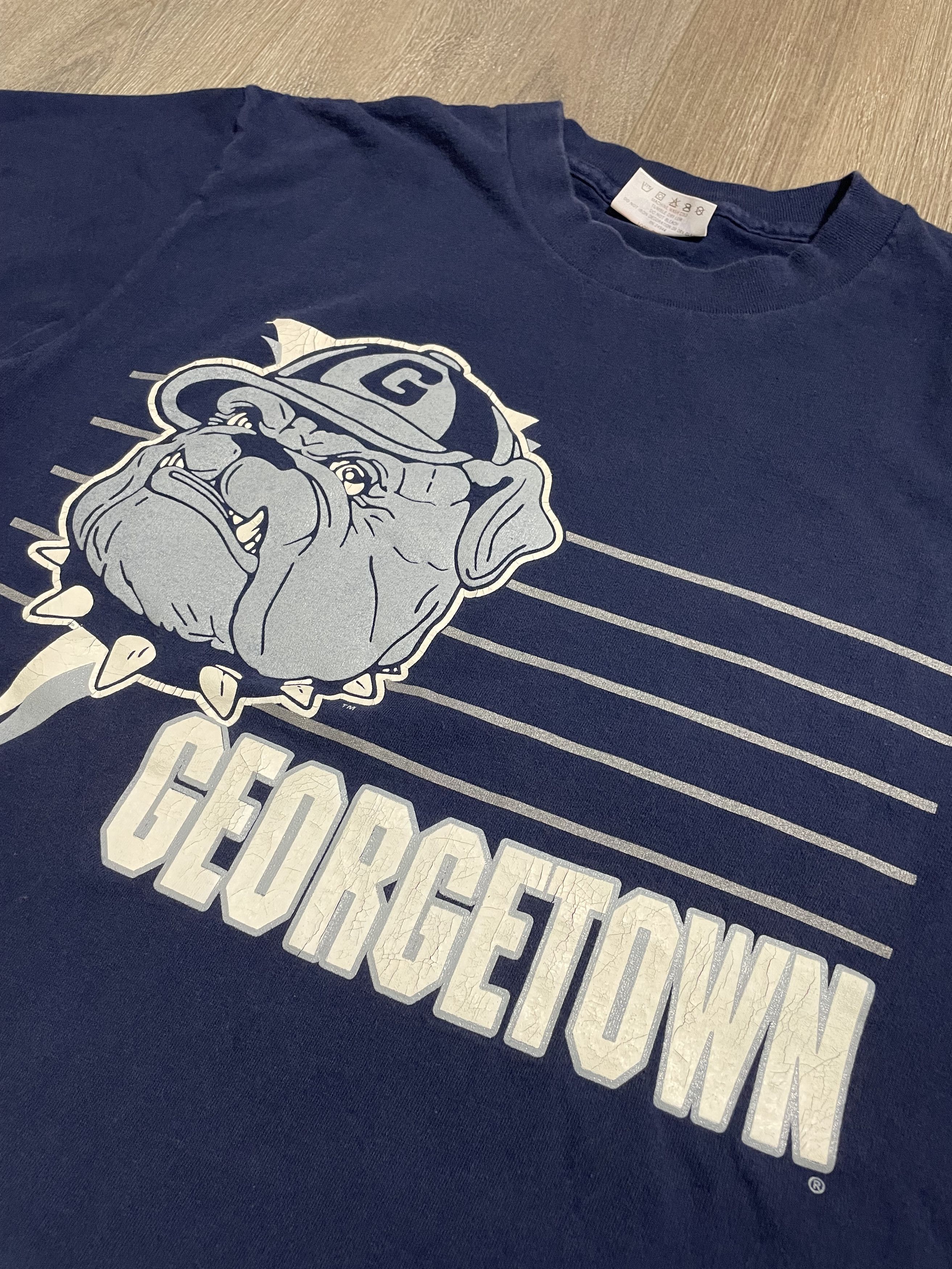 Vintage Vintage Georgetown Hoyas T Shirt Size US L / EU 52-54 / 3 - 9 Thumbnail